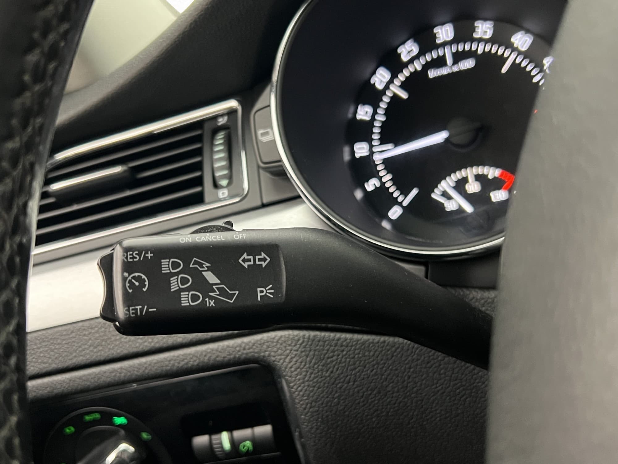 Škoda Superb Combi 2.0 TDI 4x4 DSG Sequential, 6-trins, 170ps, 2015