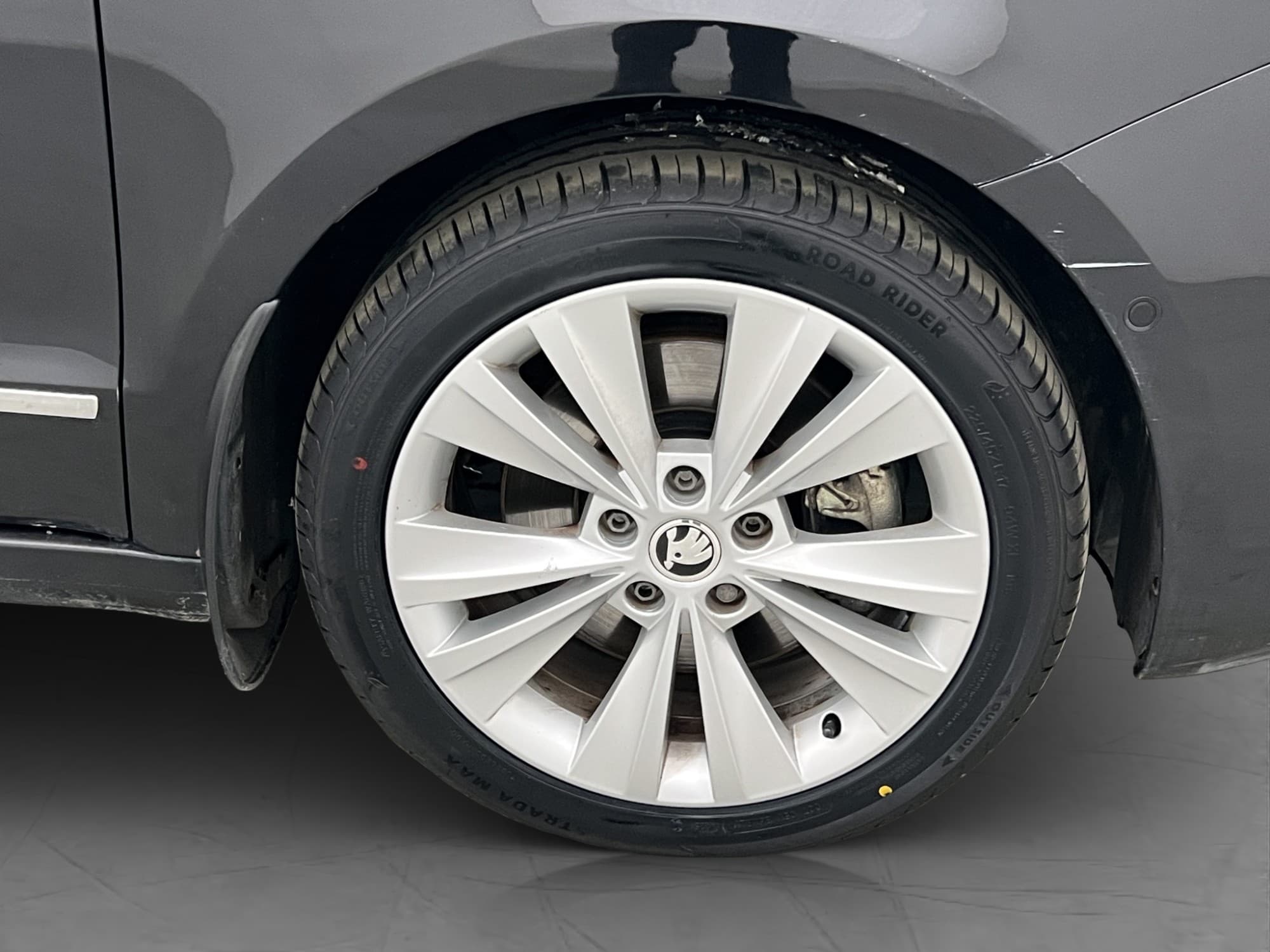 Škoda Superb Combi 2.0 TDI 4x4 DSG Sequential, 6-trins, 170ps, 2015