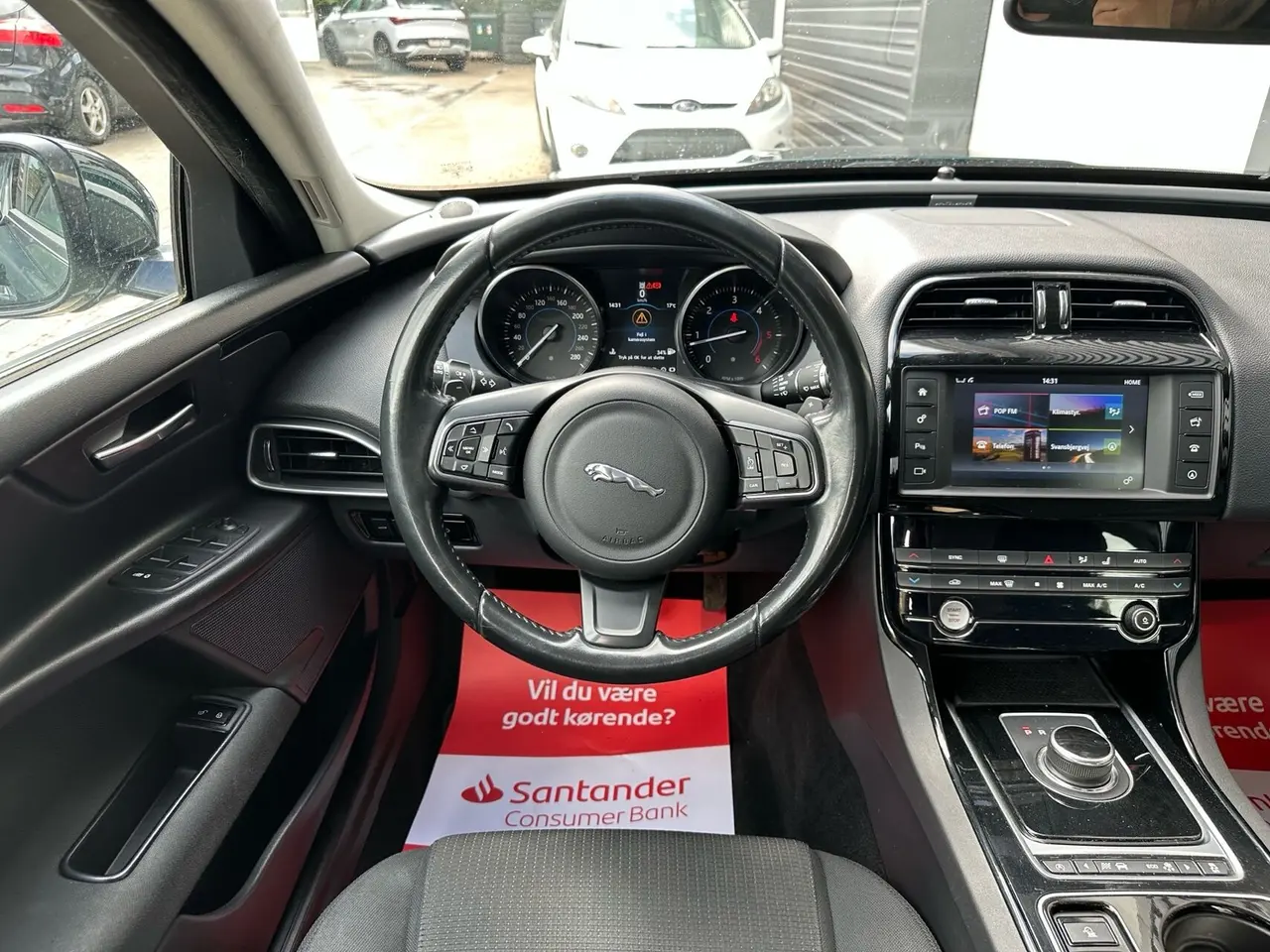 Jaguar XE 20d Automatic, 180hp, 2017