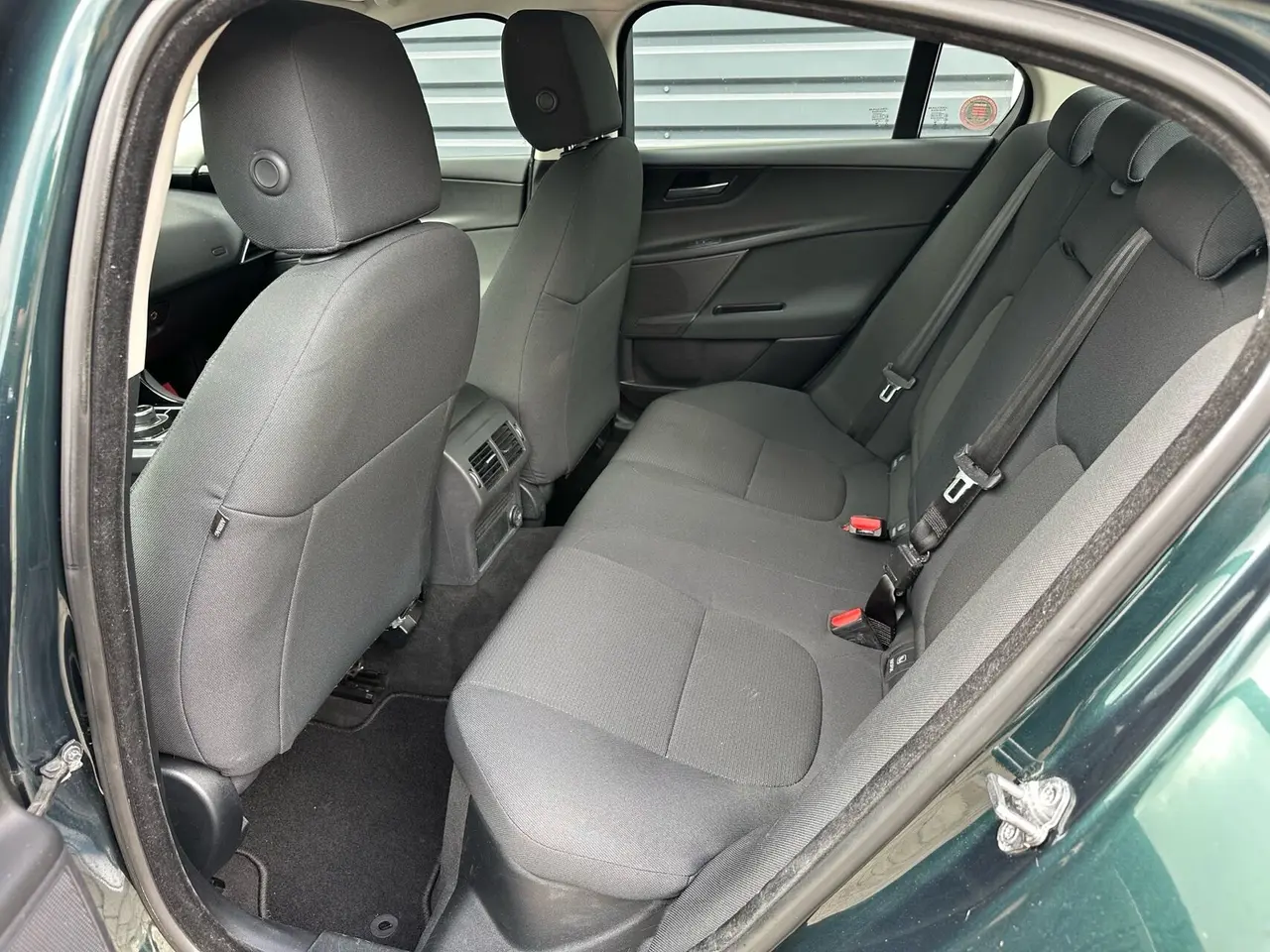 Jaguar XE 20d Automatic, 180hp, 2017