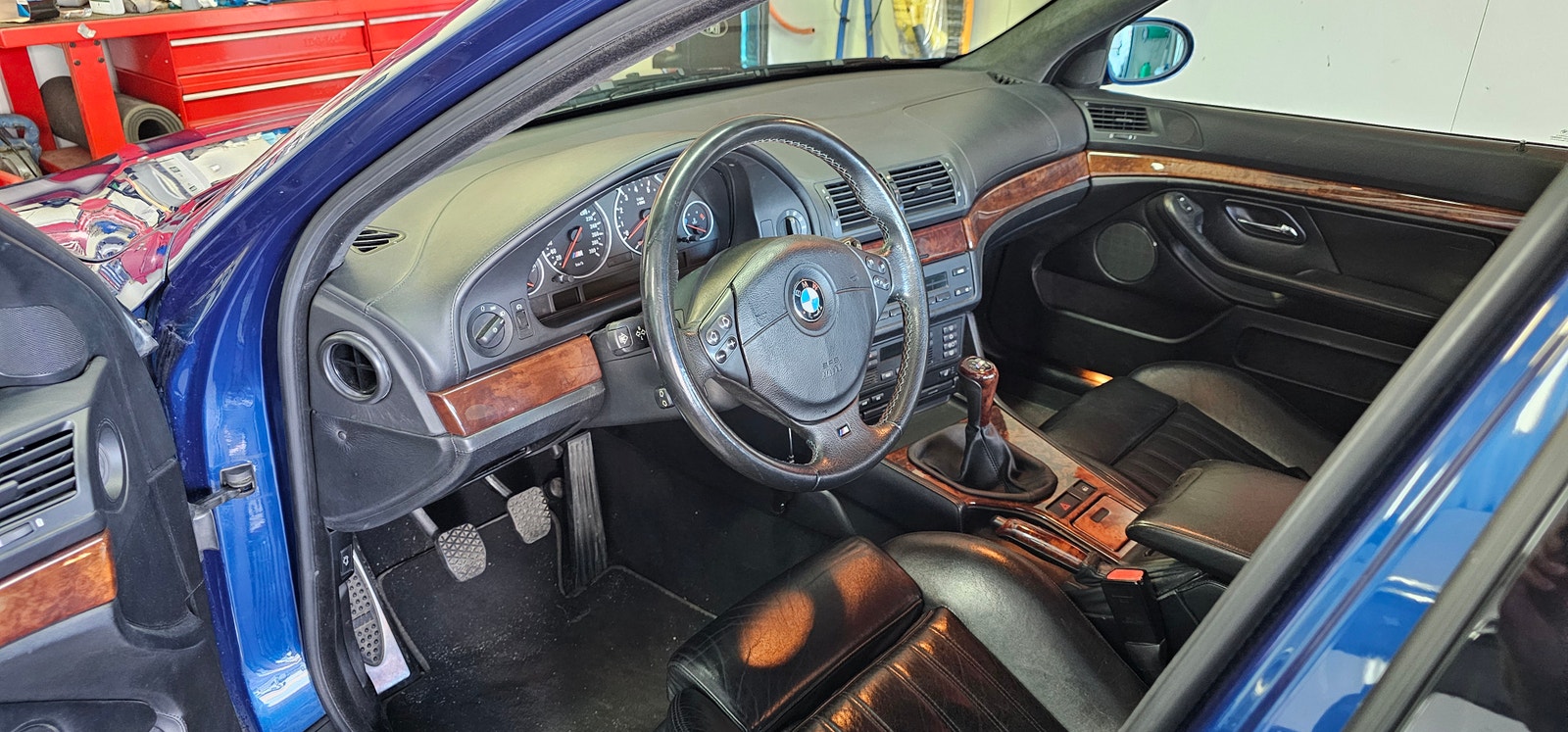 BMW M5 Sedan Manual, 400hp, 1999