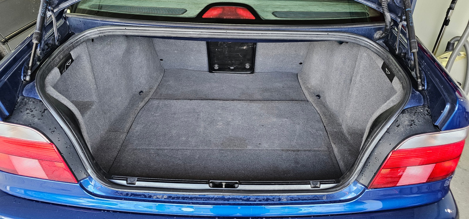 BMW M5 Sedan Manual, 400hp, 1999
