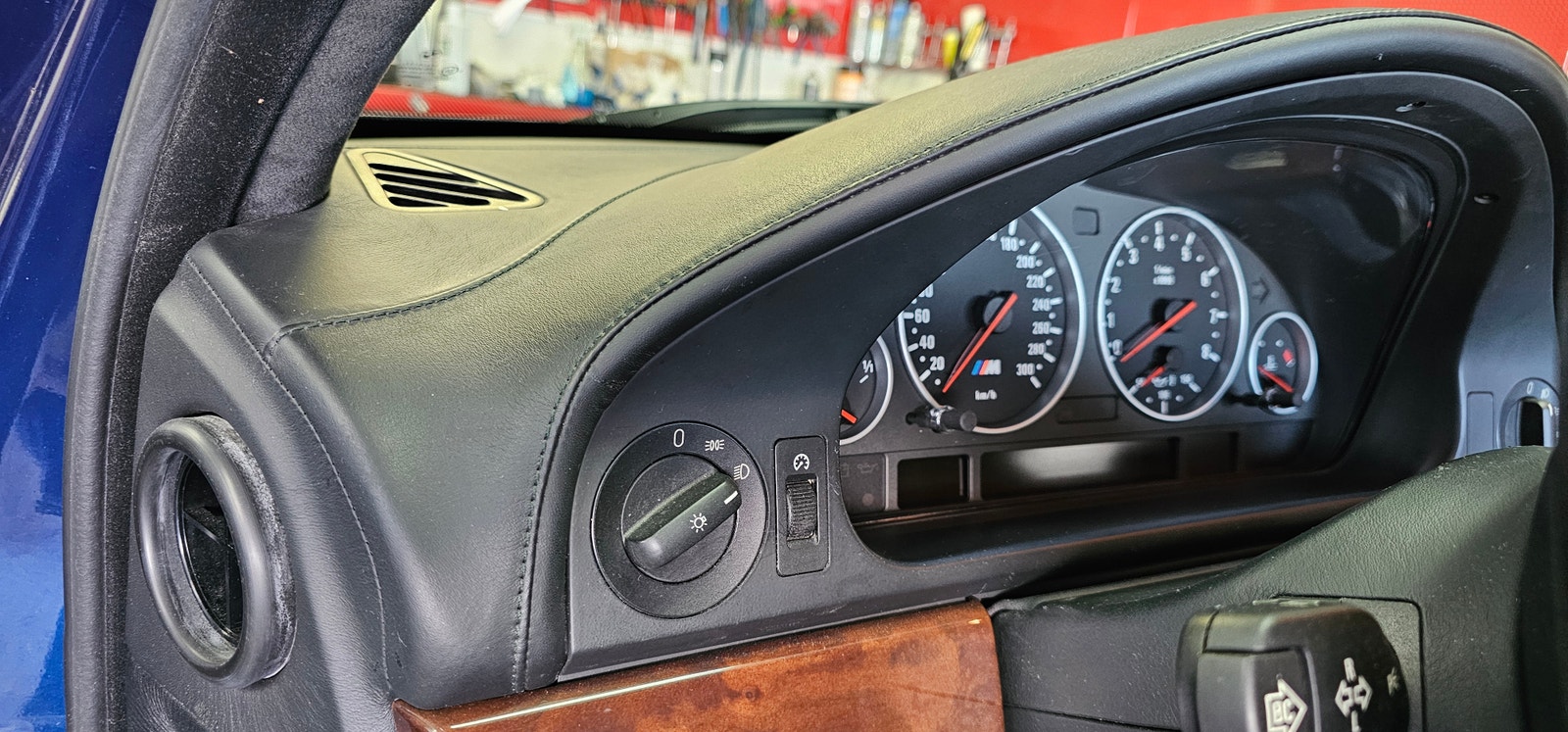 BMW M5 Sedan Manual, 400hp, 1999