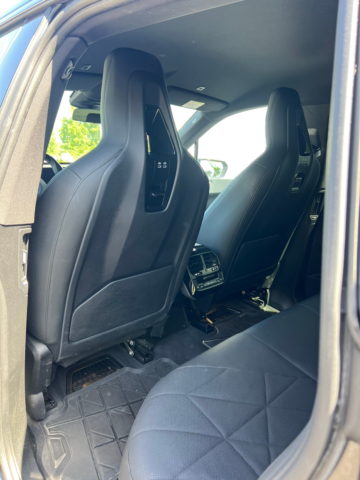 BMW iX xDrive40, 326hk, 2023