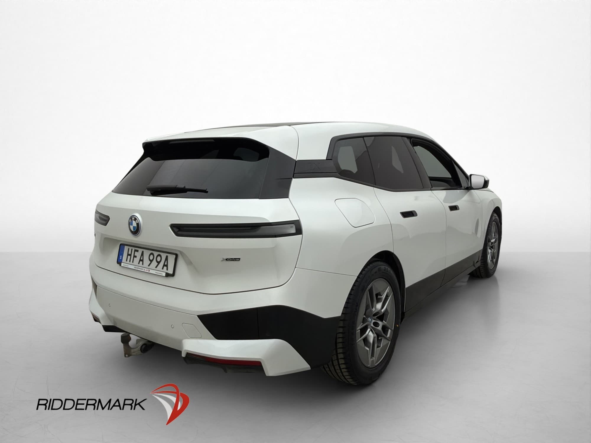 BMW iX xDrive40, 326ps, 2022