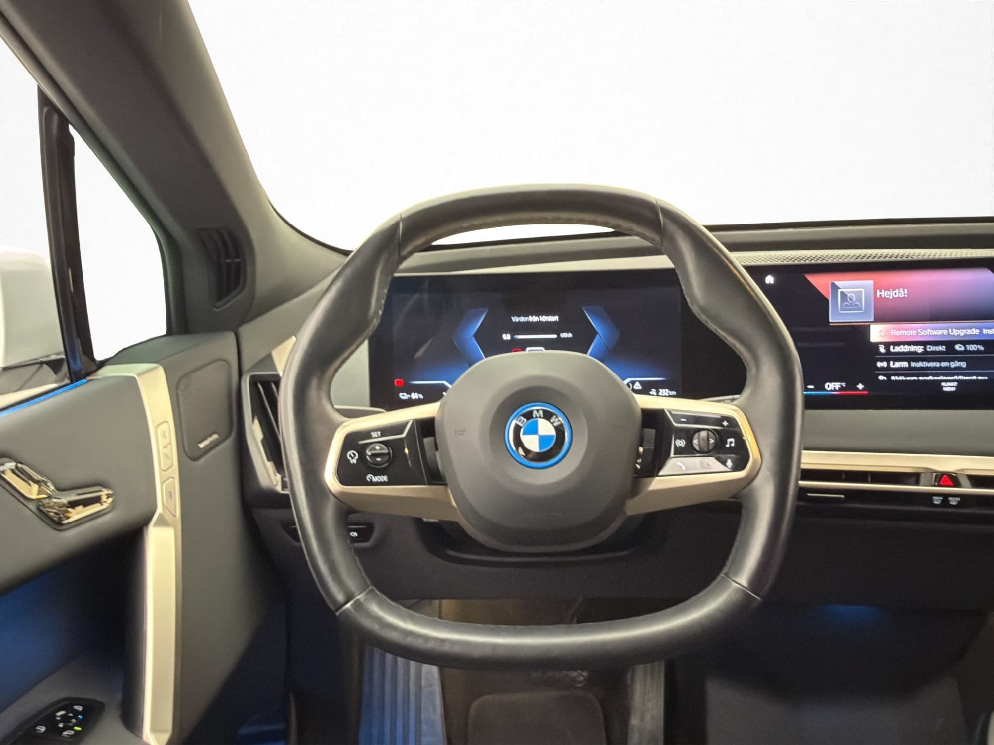 BMW iX xDrive40, 326ps, 2022