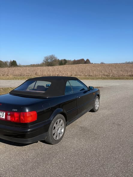 Audi Cabriolet 2.6 V6 Manuell, 150hk, 2000