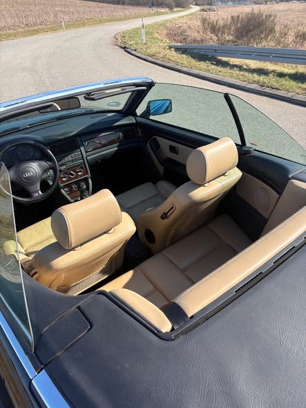 Audi Cabriolet 2.6 V6 Manuell, 150hk, 2000