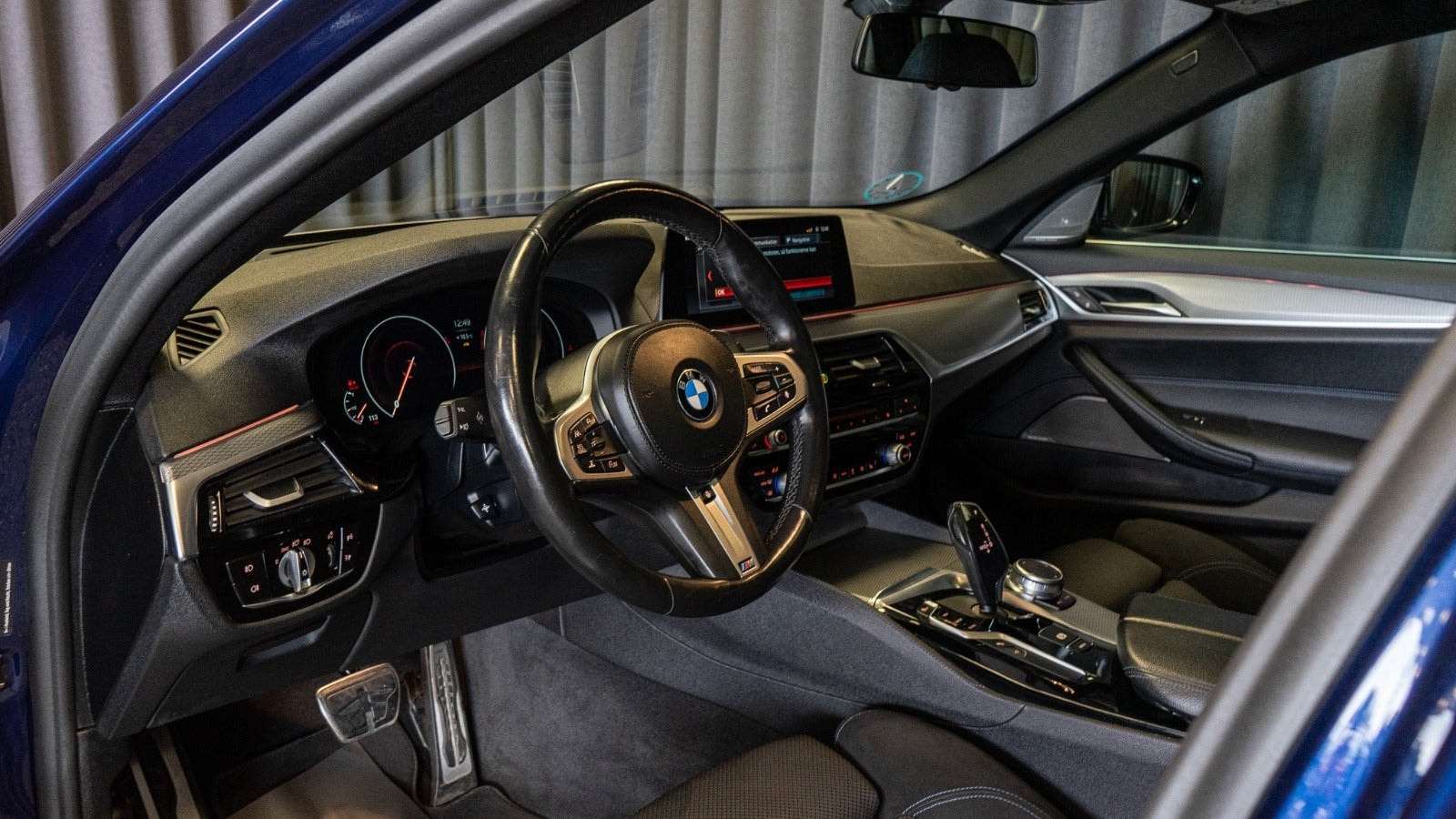 BMW 540d xDrive Touring Steptronic, 320hk, 2019