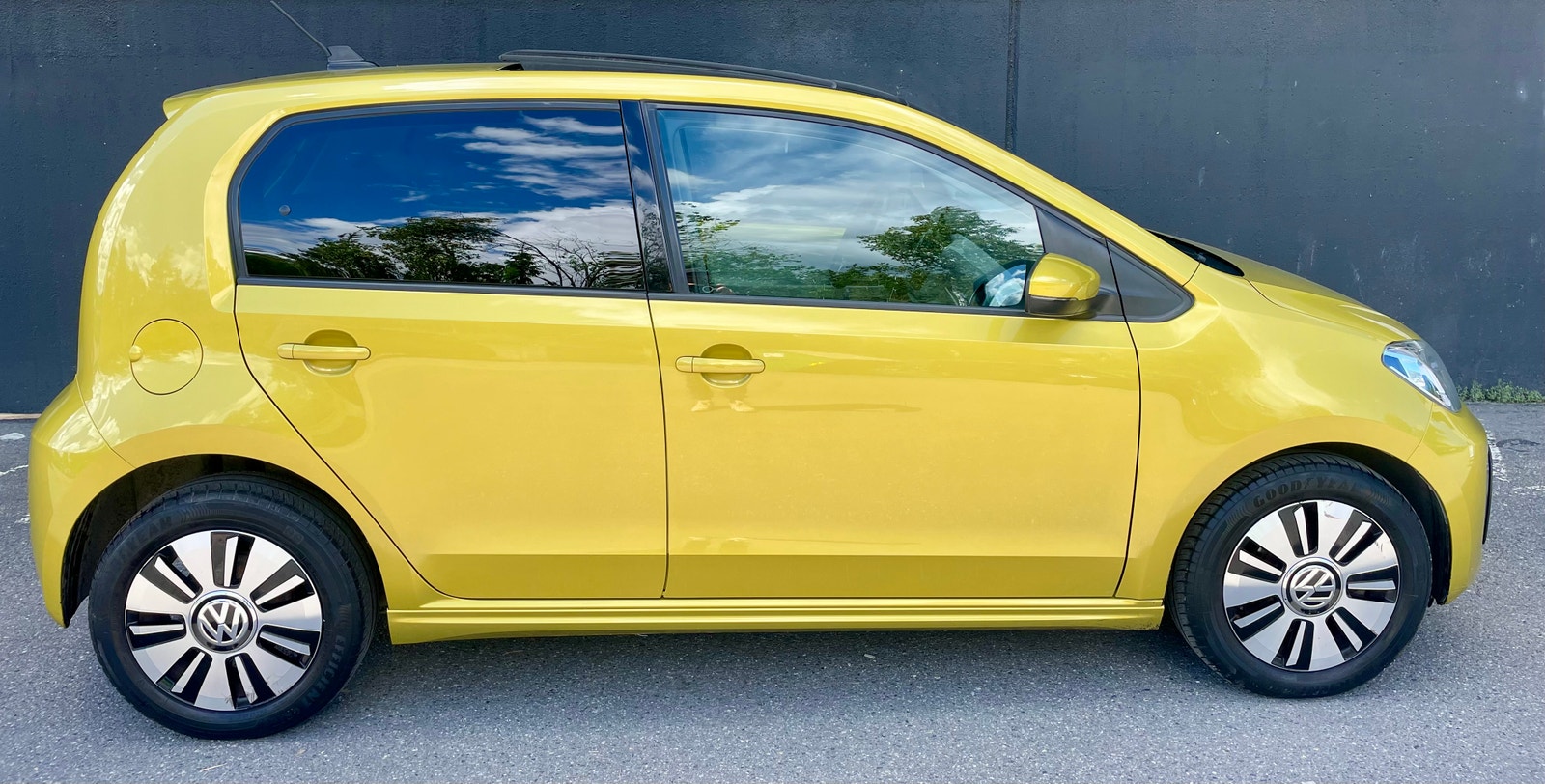 Volkswagen e-up!, 82ps, 2017