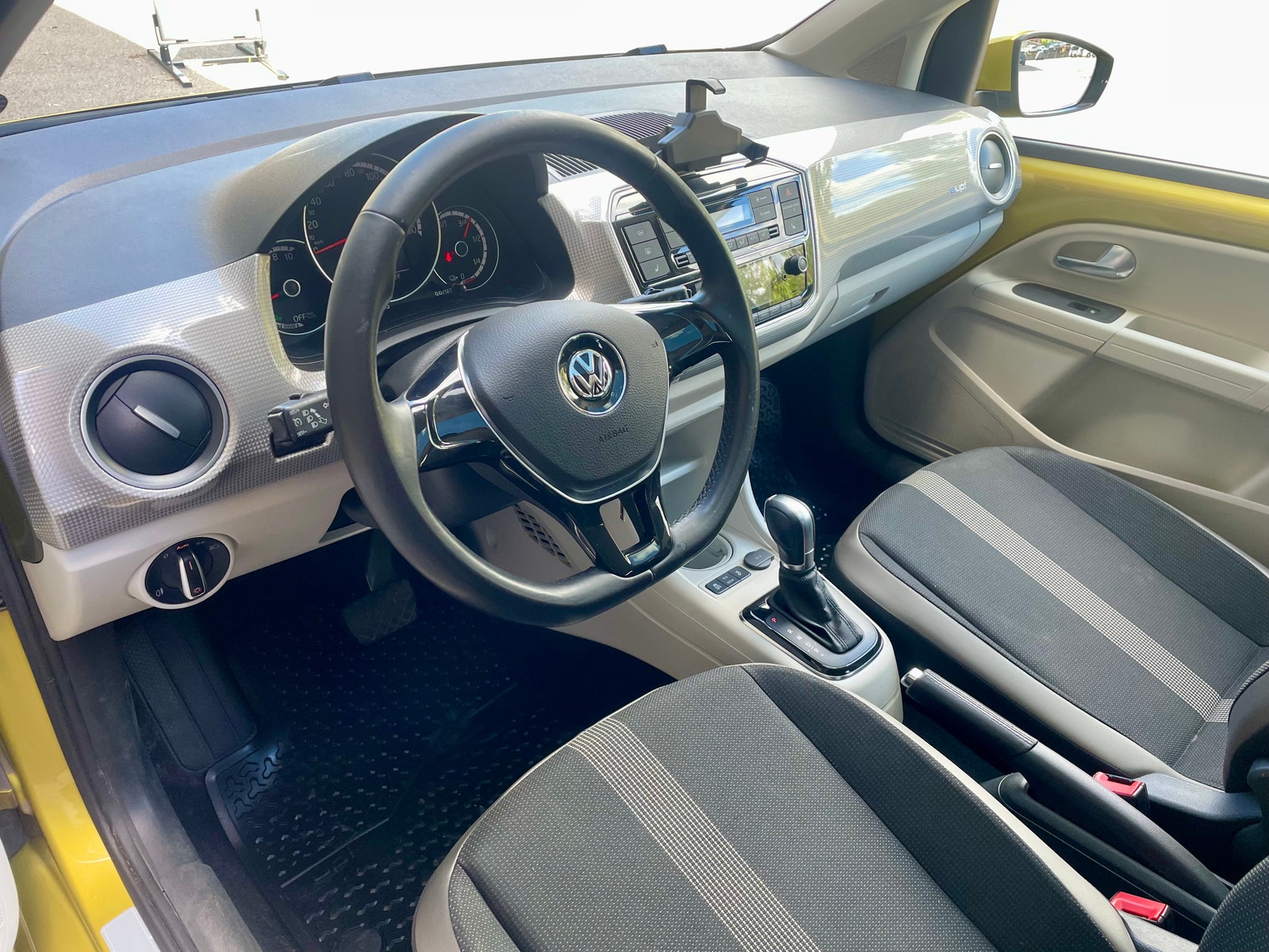 Volkswagen e-up!, 82ps, 2017