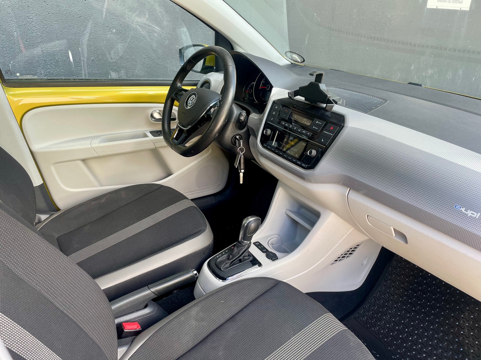 Volkswagen e-up!, 82ps, 2017