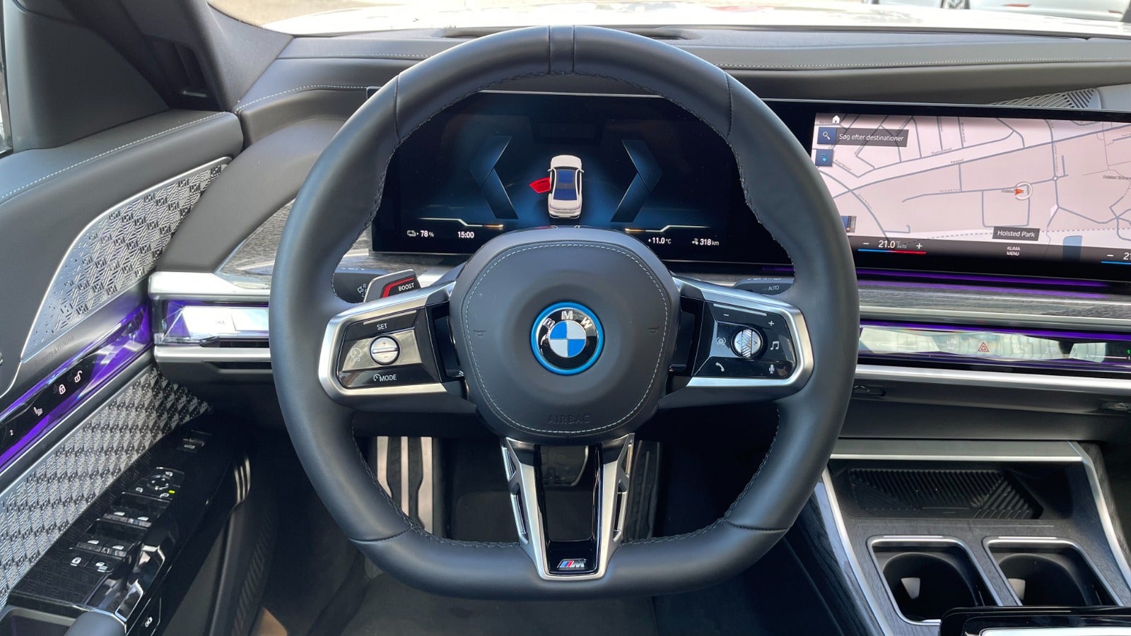 BMW i7 xDrive60, 544ps, 2023