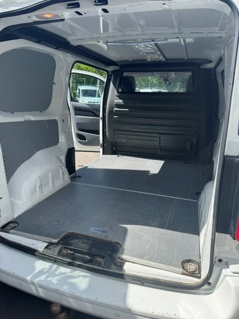 Opel Vivaro-e Panel Van, 136hp, 2021