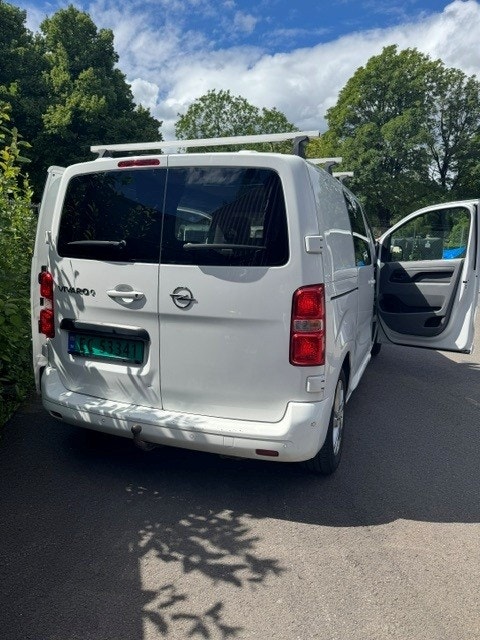 Opel Vivaro-e Panel Van, 136hp, 2021
