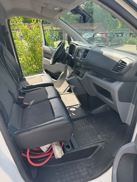 Opel Vivaro-e Panel Van, 136hp, 2021
