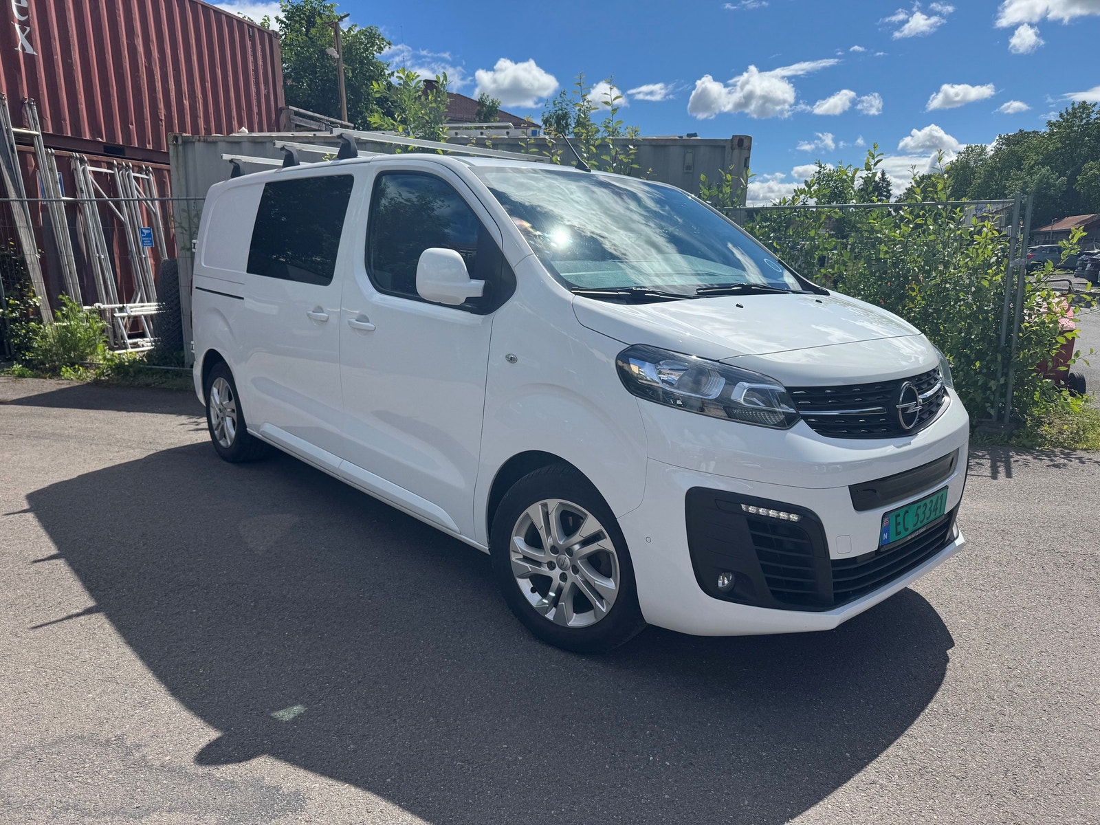 Opel Vivaro-e Panel Van, 136hp, 2021