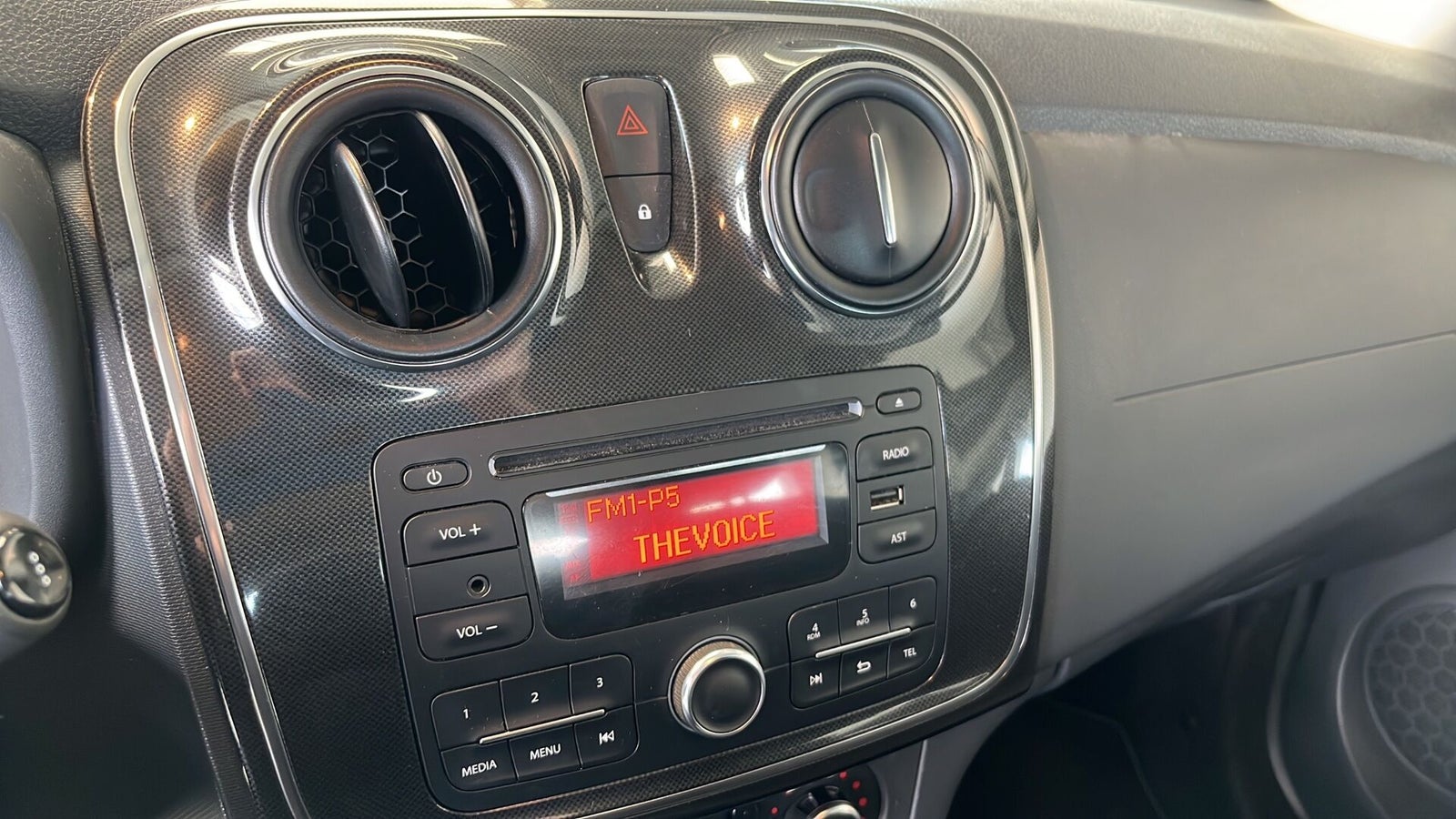 Dacia Sandero 0.9 TCe Manual, 5-trins, 90ps, 2019
