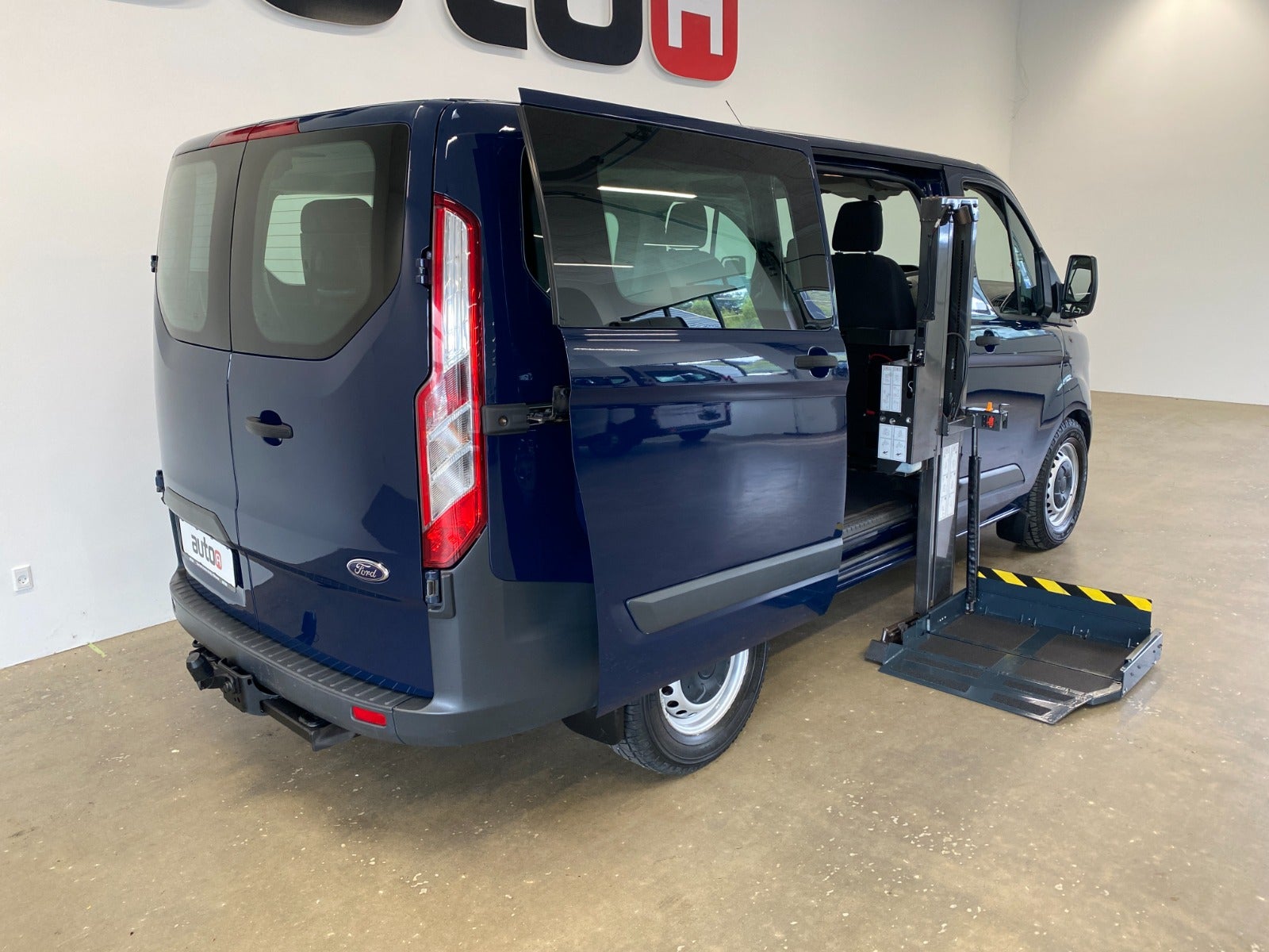 Ford Transit Custom 310 Combi 2.0 TDCi SelectShift, 130hp, 2018