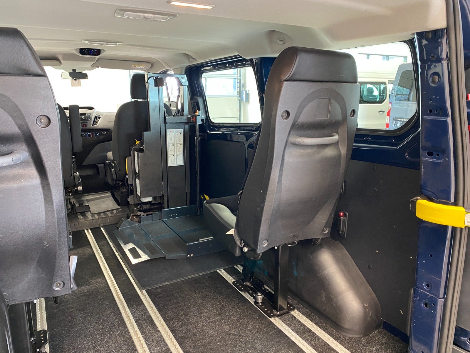 Ford Transit Custom 310 Combi 2.0 TDCi SelectShift, 130hp, 2018