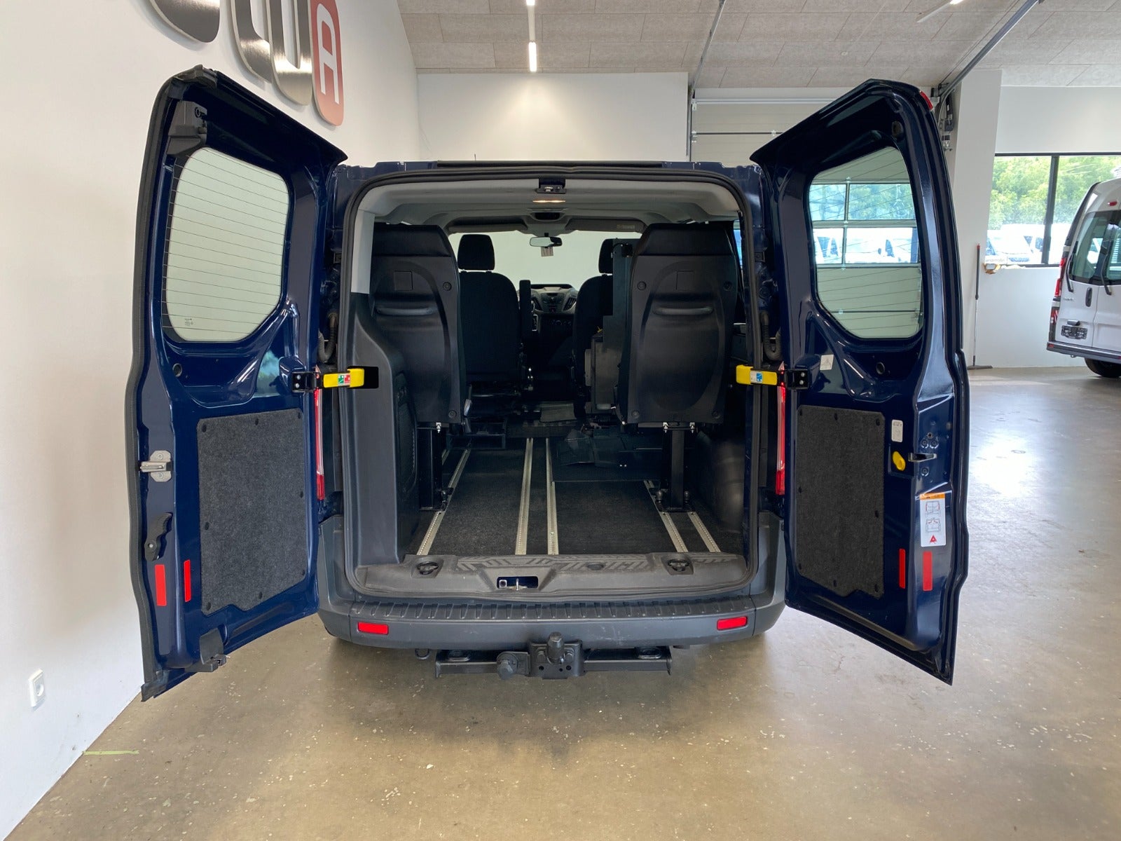Ford Transit Custom 310 Combi 2.0 TDCi SelectShift, 130hp, 2018