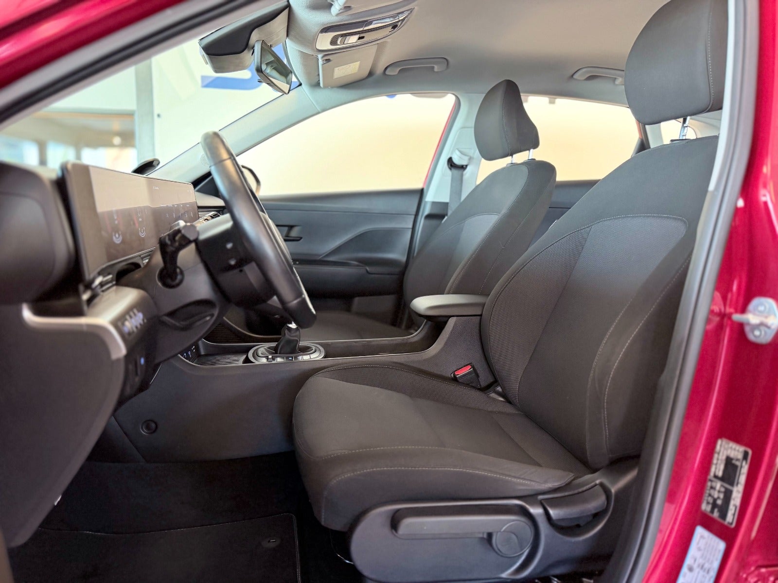 Hyundai Kona Electric Long Range, 218hp, 2024