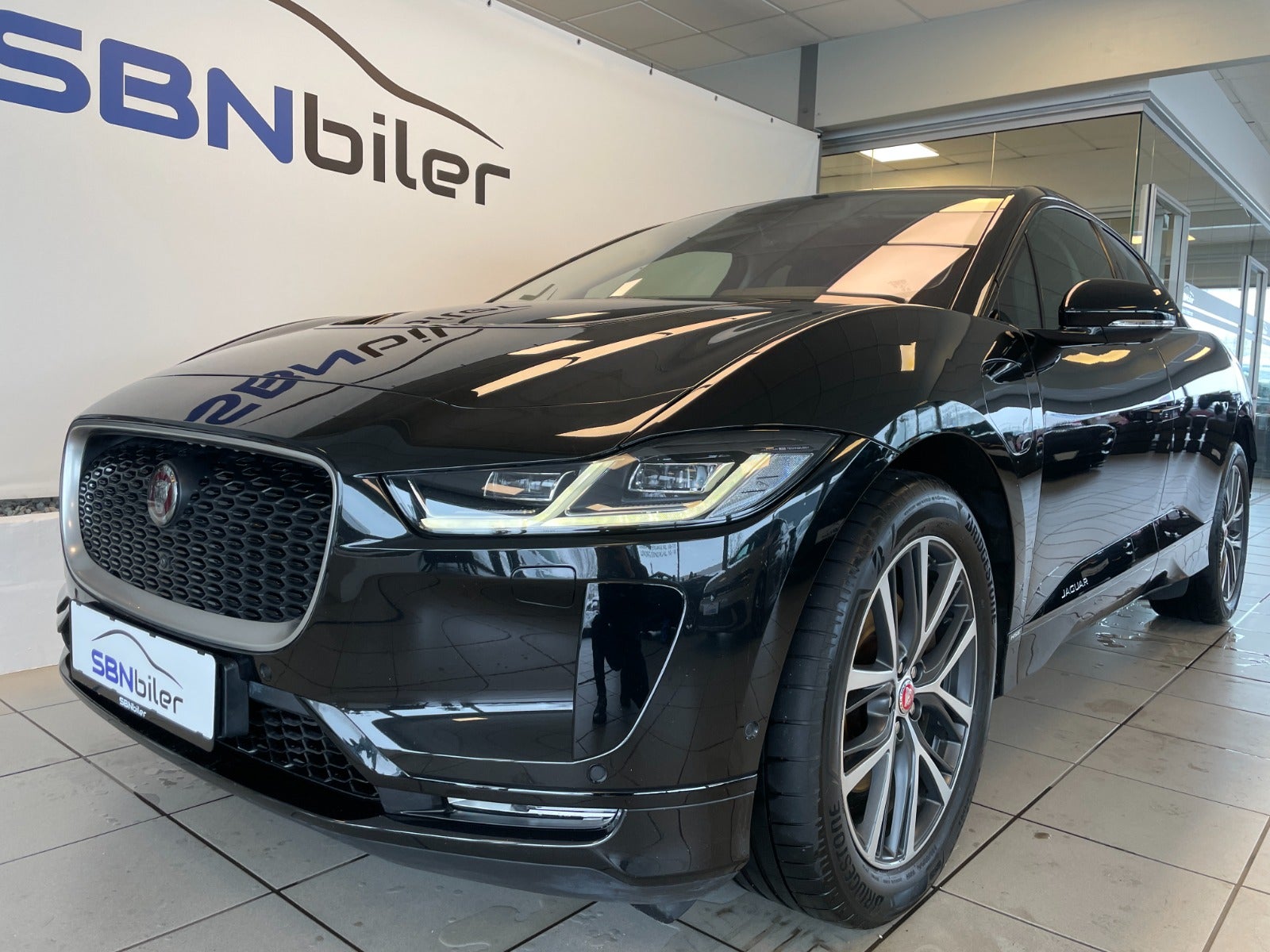 Jaguar I-Pace EV400, 400hp, 2020