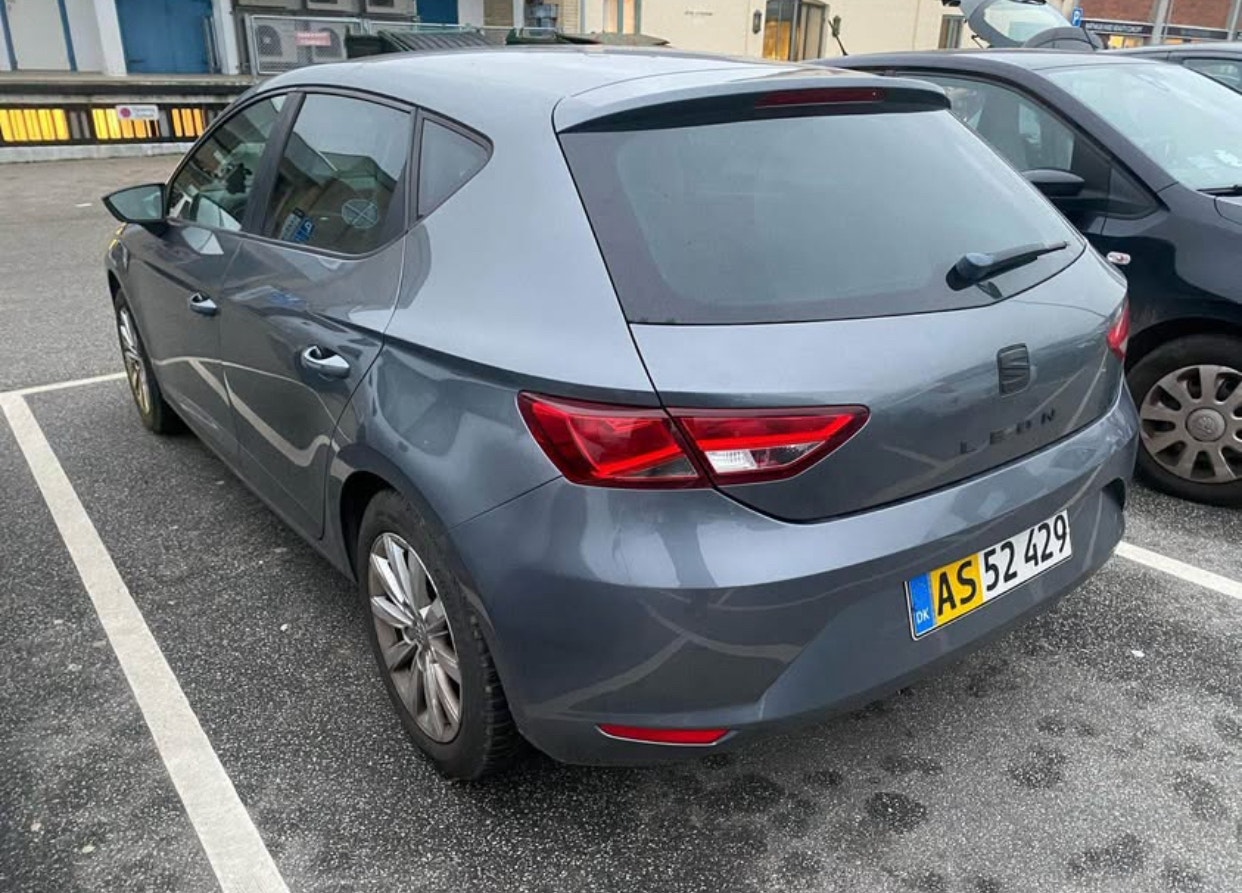 SEAT León 1.6 TDI  DSG Sequential, 7-trins, 105ps, 2013