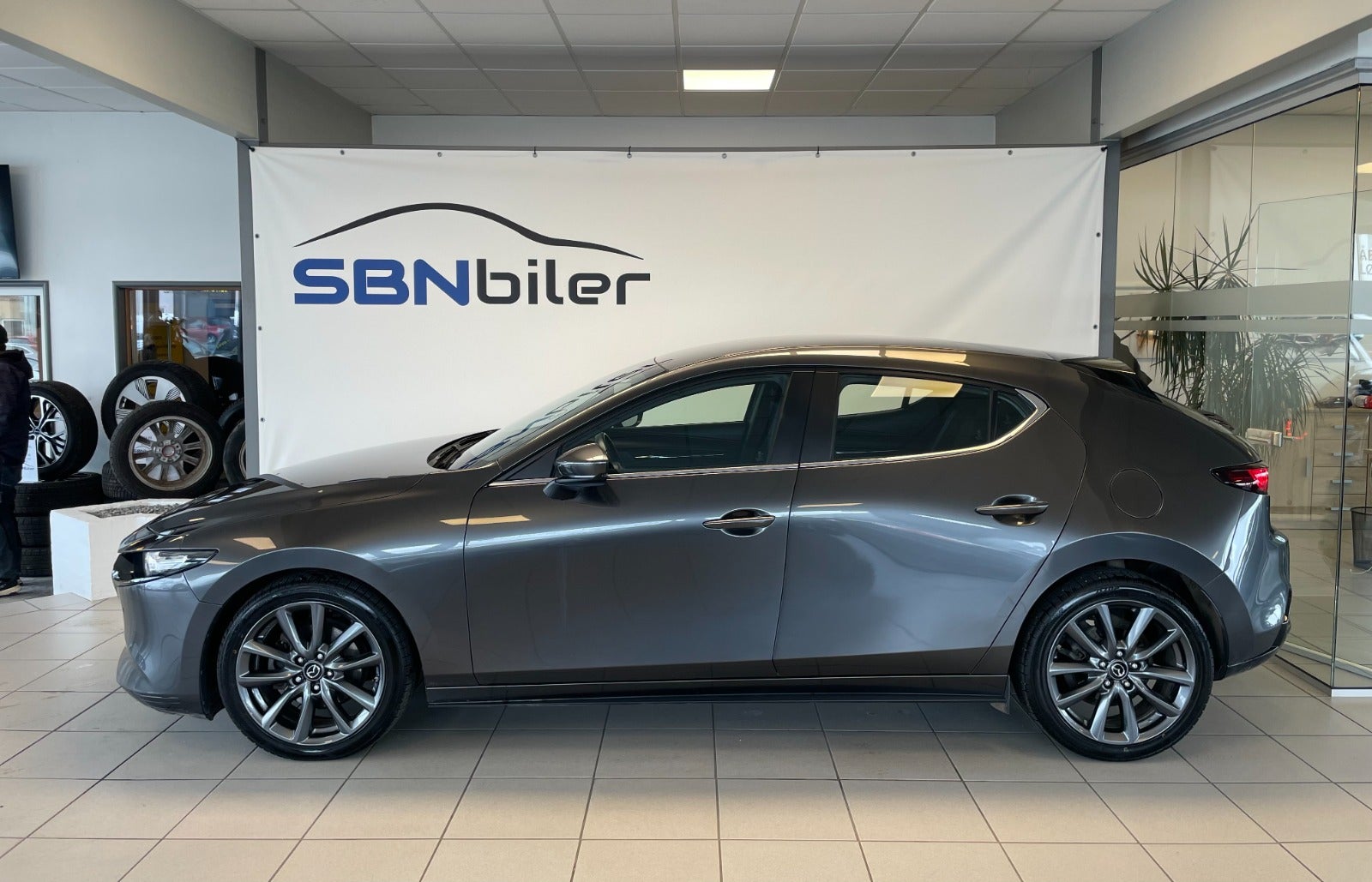 Mazda 3 Hatchback 2.0 SKYACTIV-G M Hybrid Automatic, 122hp, 2019