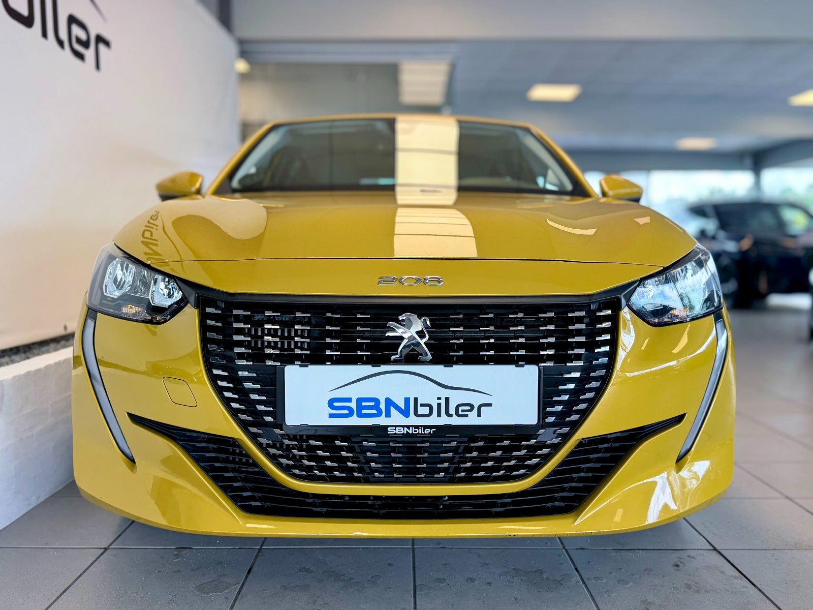 Peugeot 208 1.2 PureTech 100 EAT, 100hp, 2021