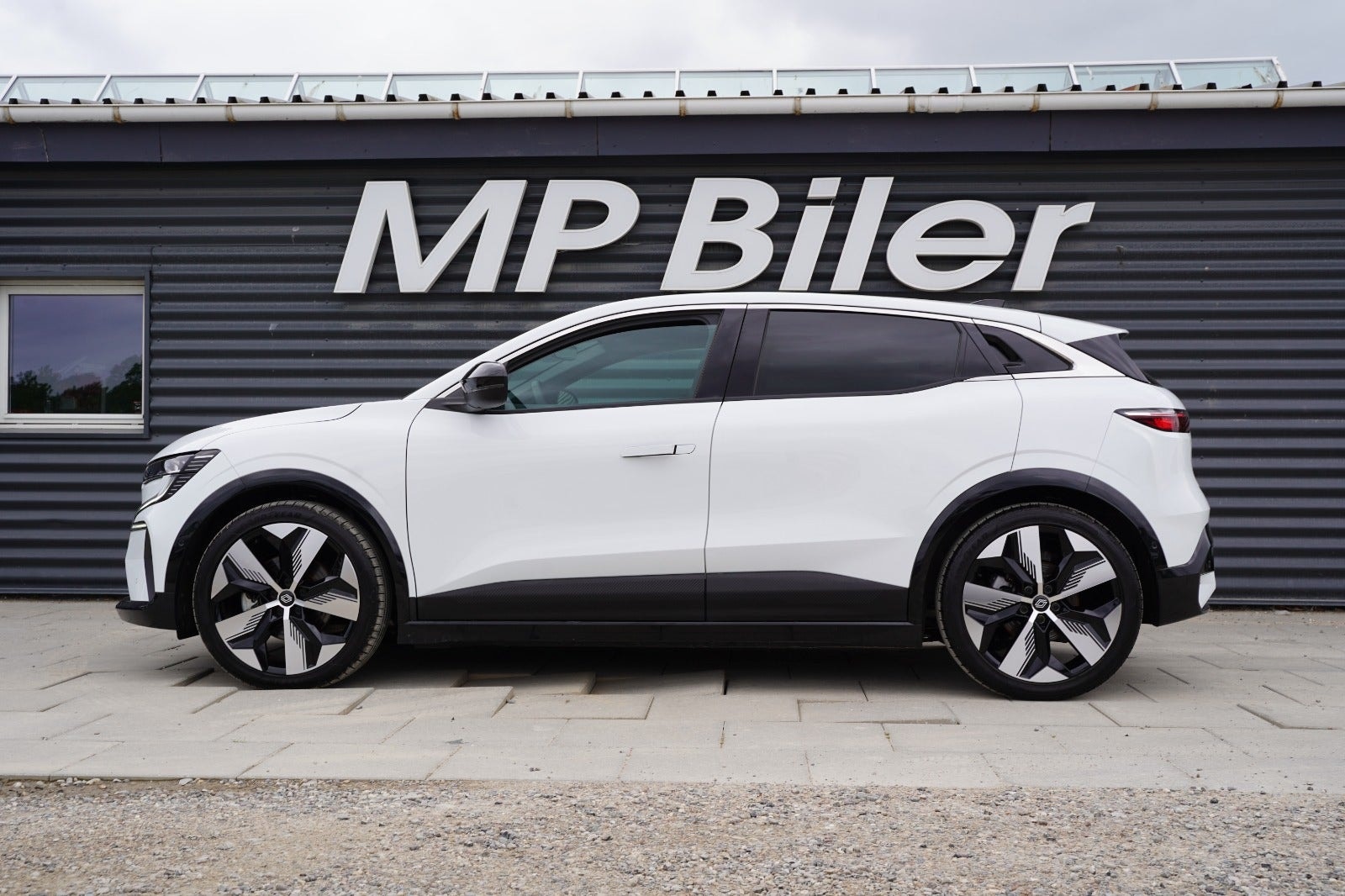 Renault Mégane E-TECH 60 kWh, 218hp, 2024
