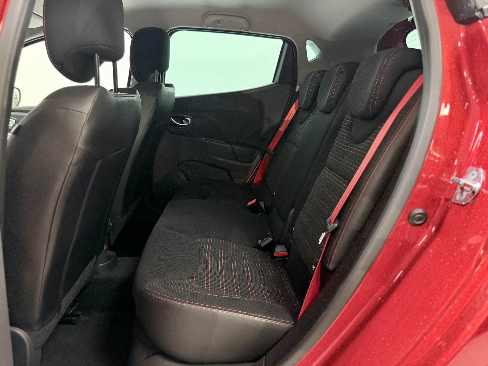 Renault Clio RS 220 Trophy 1.6 TCe EDC, 220hp, 2018