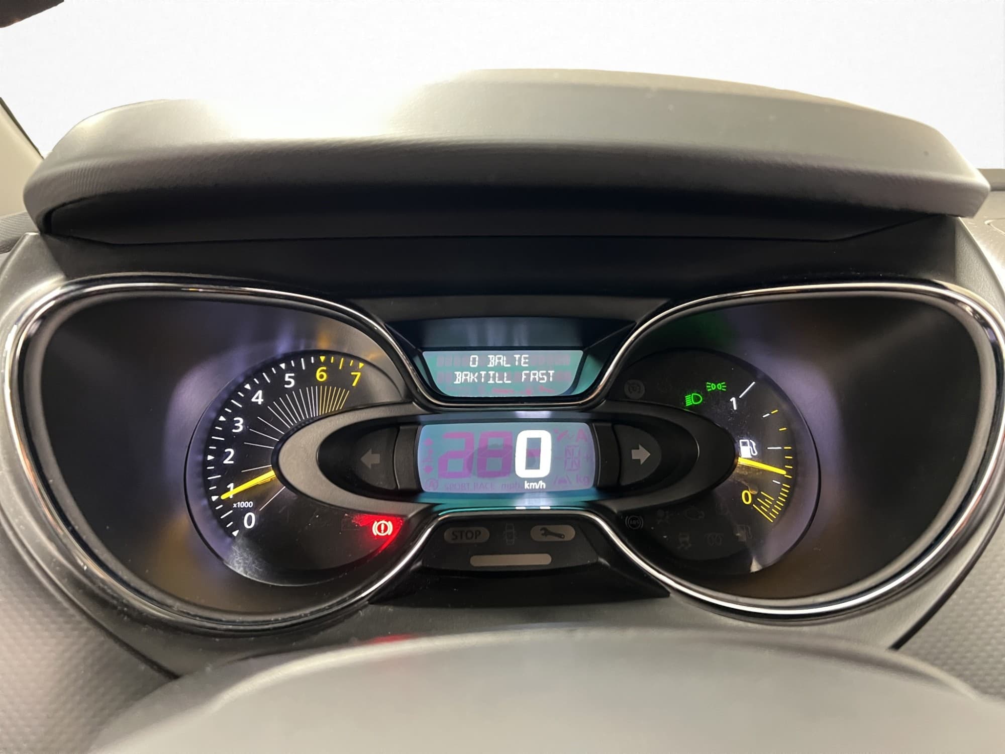 Renault Captur 0.9 TCe Manual, 90hp, 2016