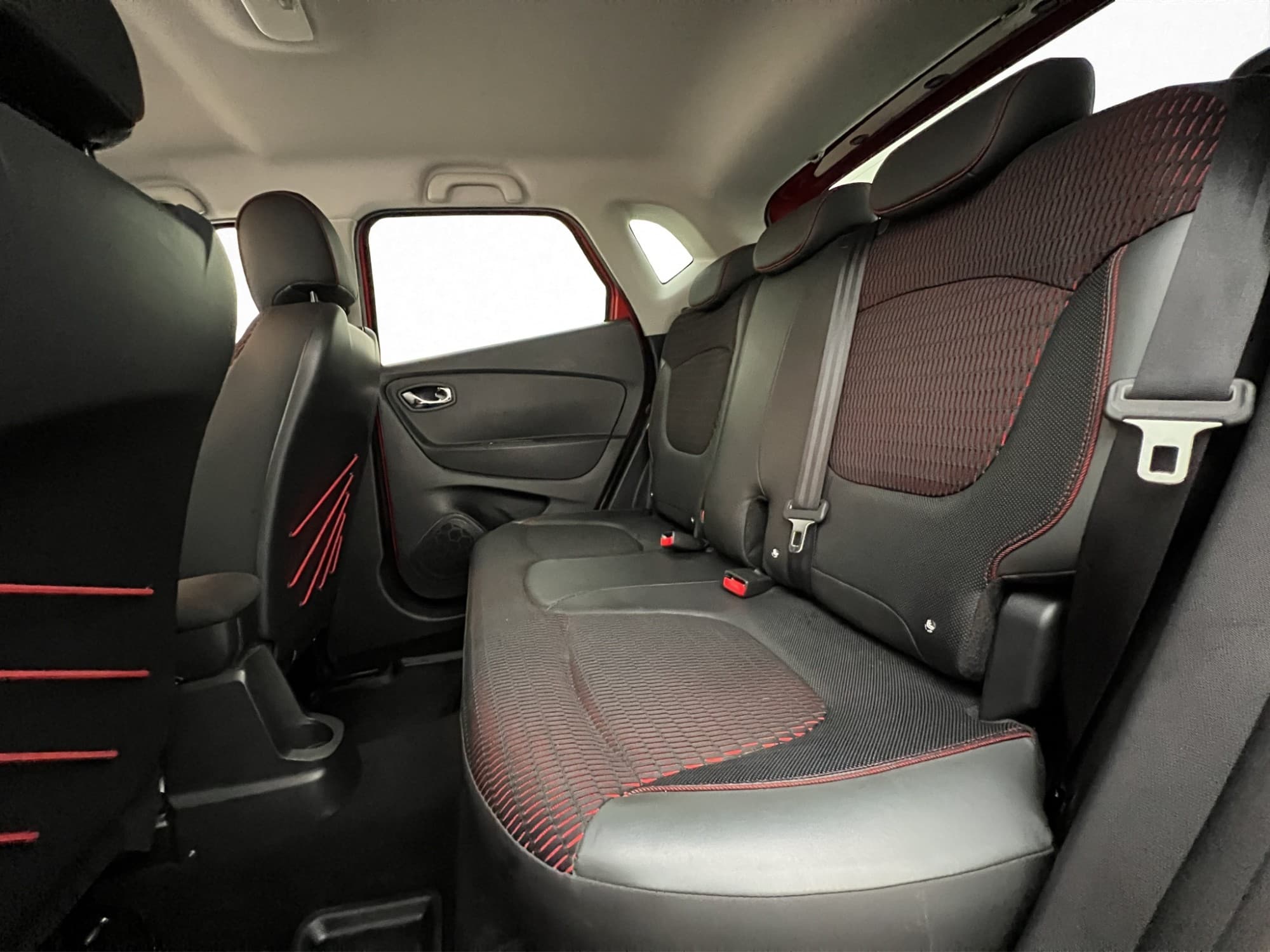 Renault Captur 0.9 TCe Manual, 90hp, 2016