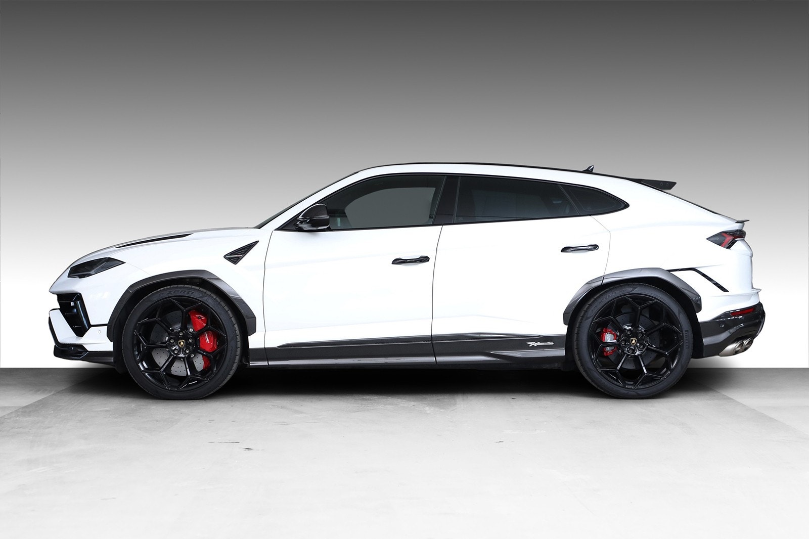 Lamborghini Urus Performante Automatic, 666hp, 2023