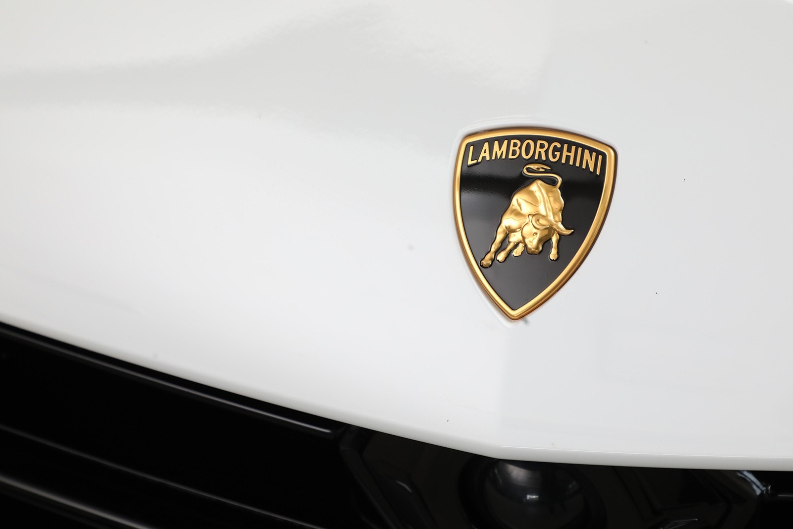 Lamborghini Urus Performante Automatic, 666hp, 2023