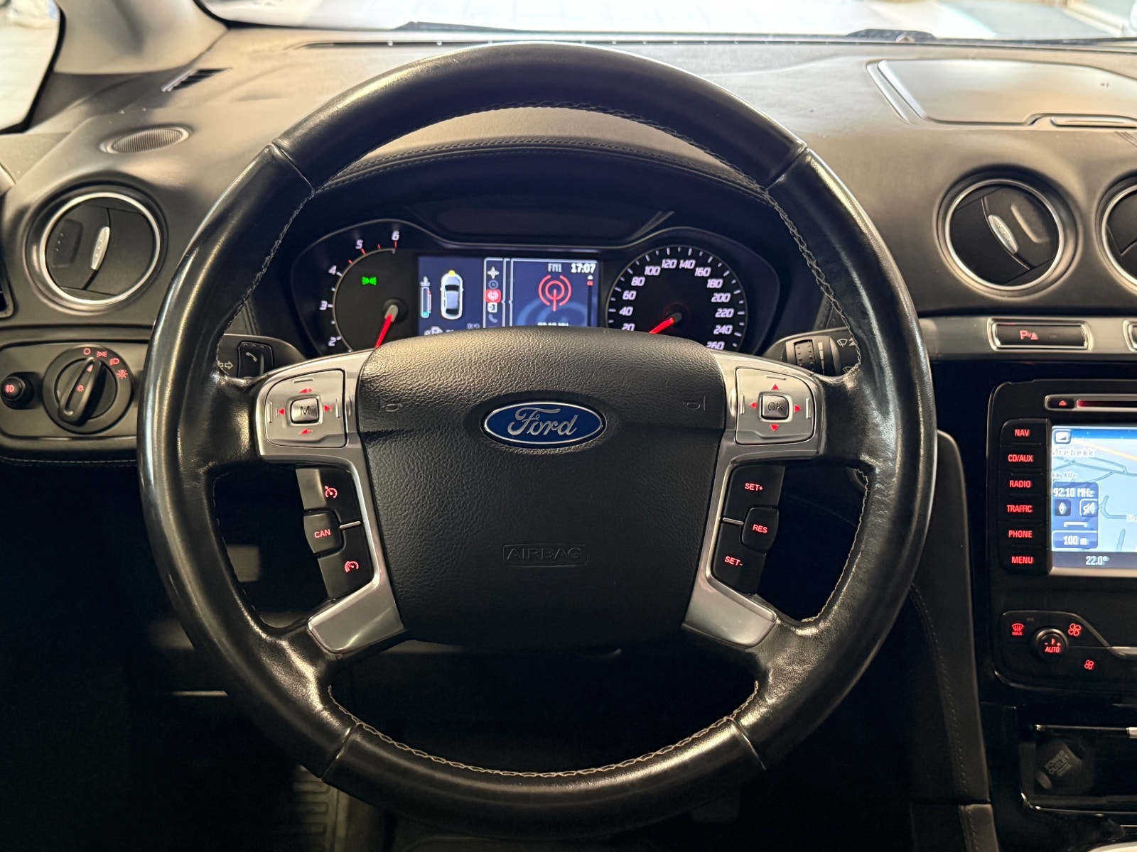 Ford S-Max 2.0 TDCi Powershift, 140hk, 2015