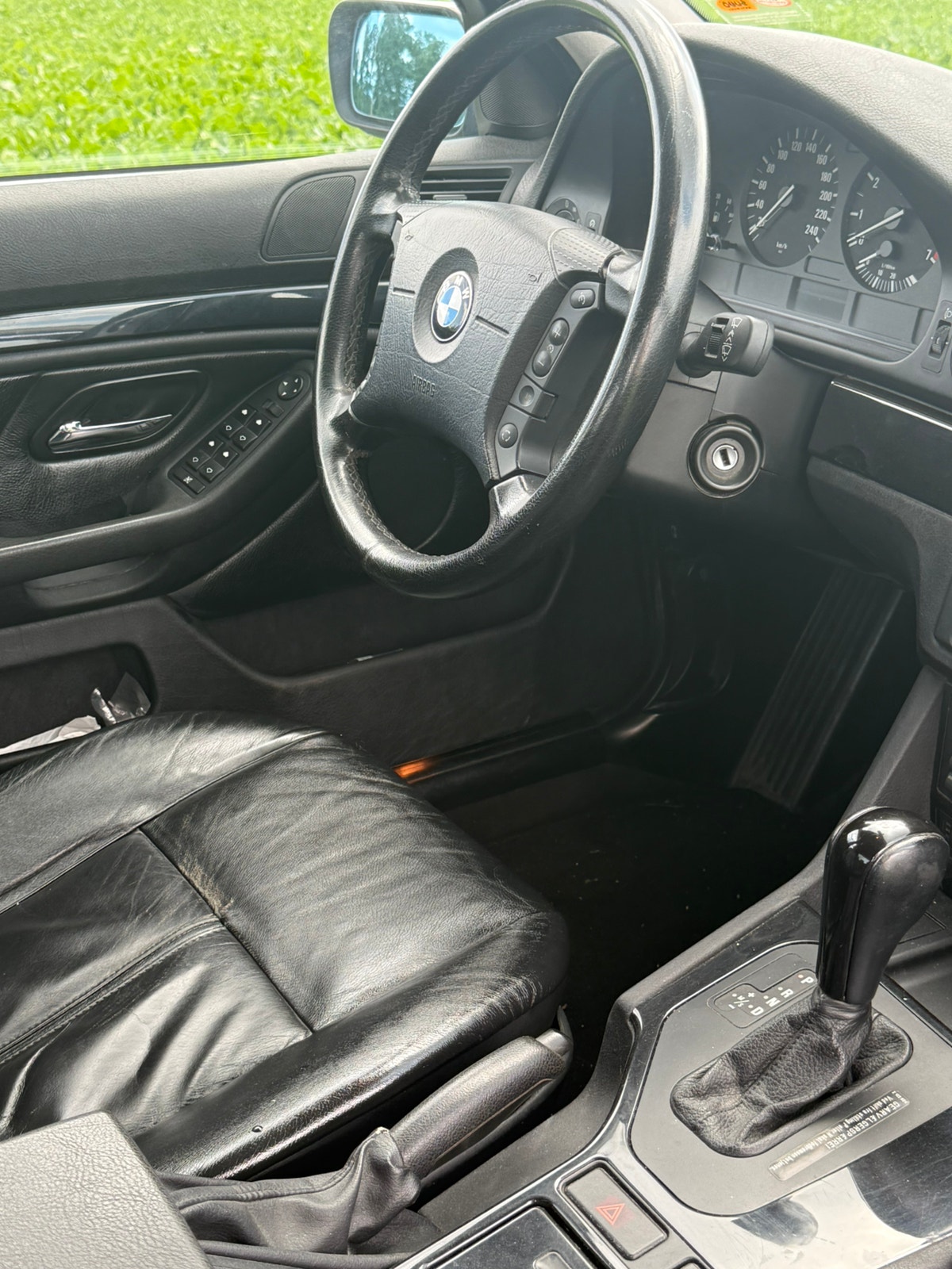 BMW 528i Sedan Automatic, 5-trins, 193ps, 2000