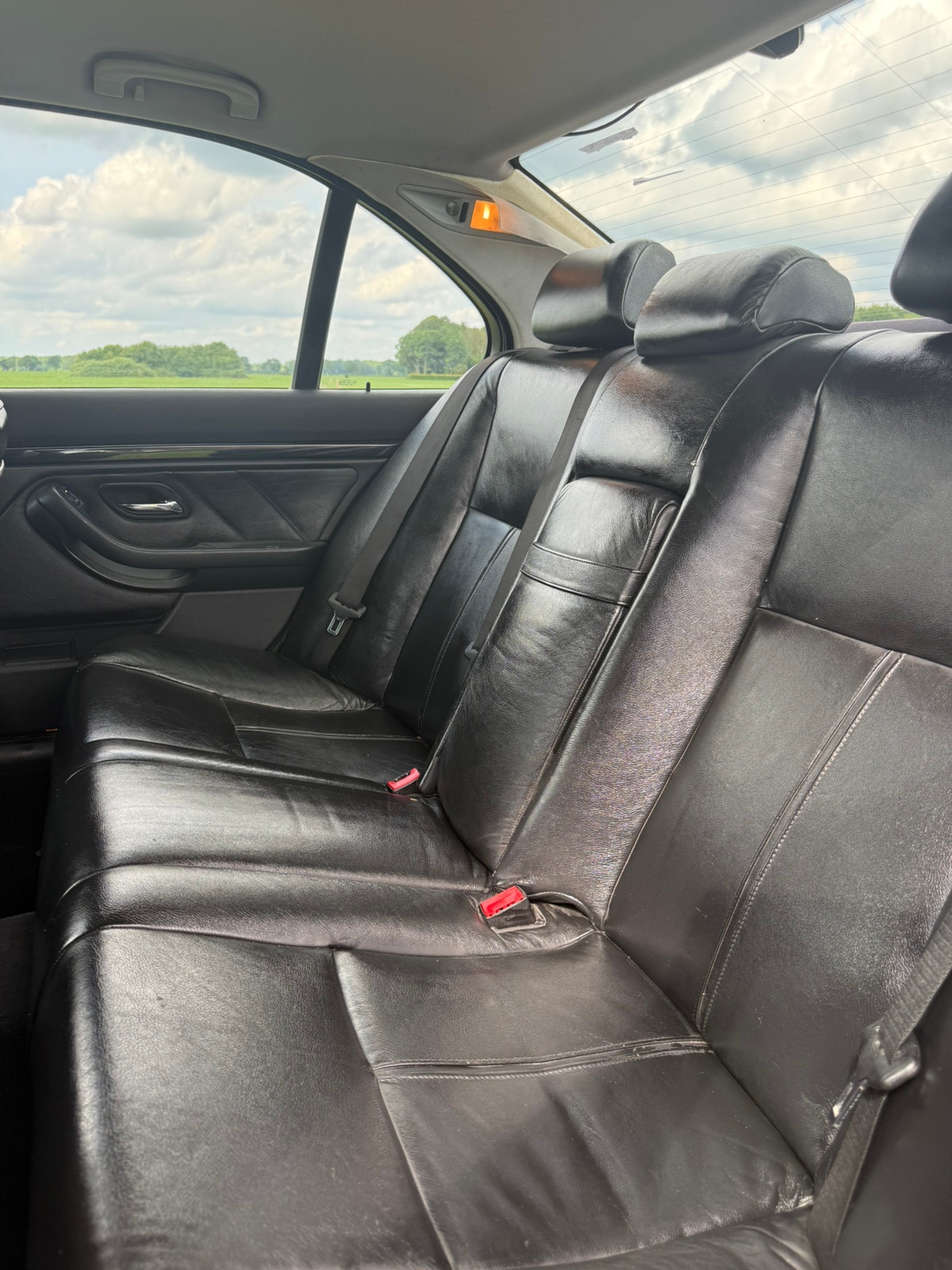 BMW 528i Sedan Automatic, 5-trins, 193ps, 2000