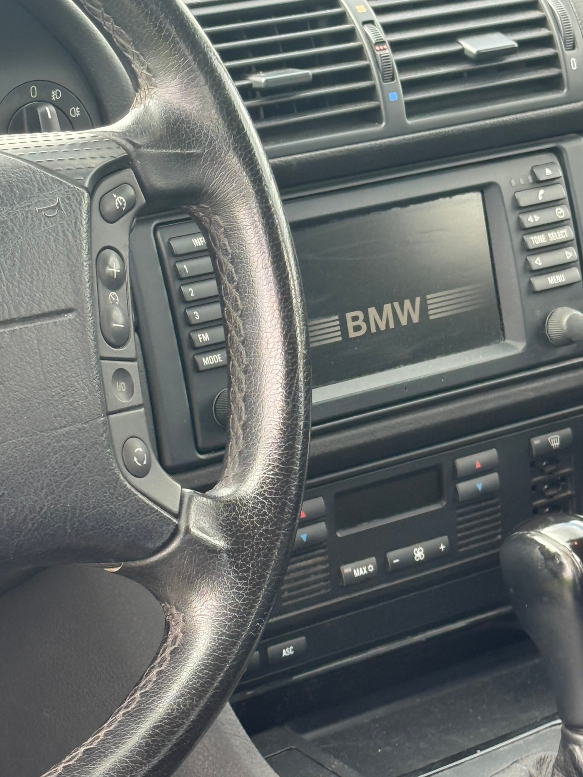 BMW 528i Sedan Automatic, 5-trins, 193ps, 2000