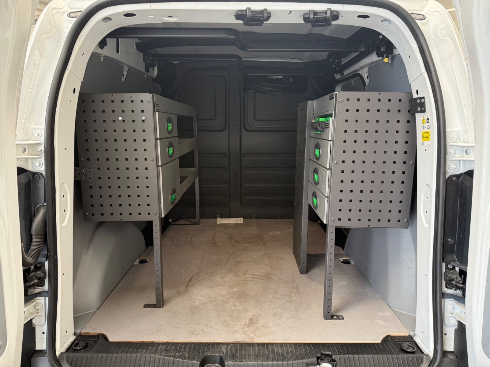 Renault Kangoo E-Tech, 122hk, 2024