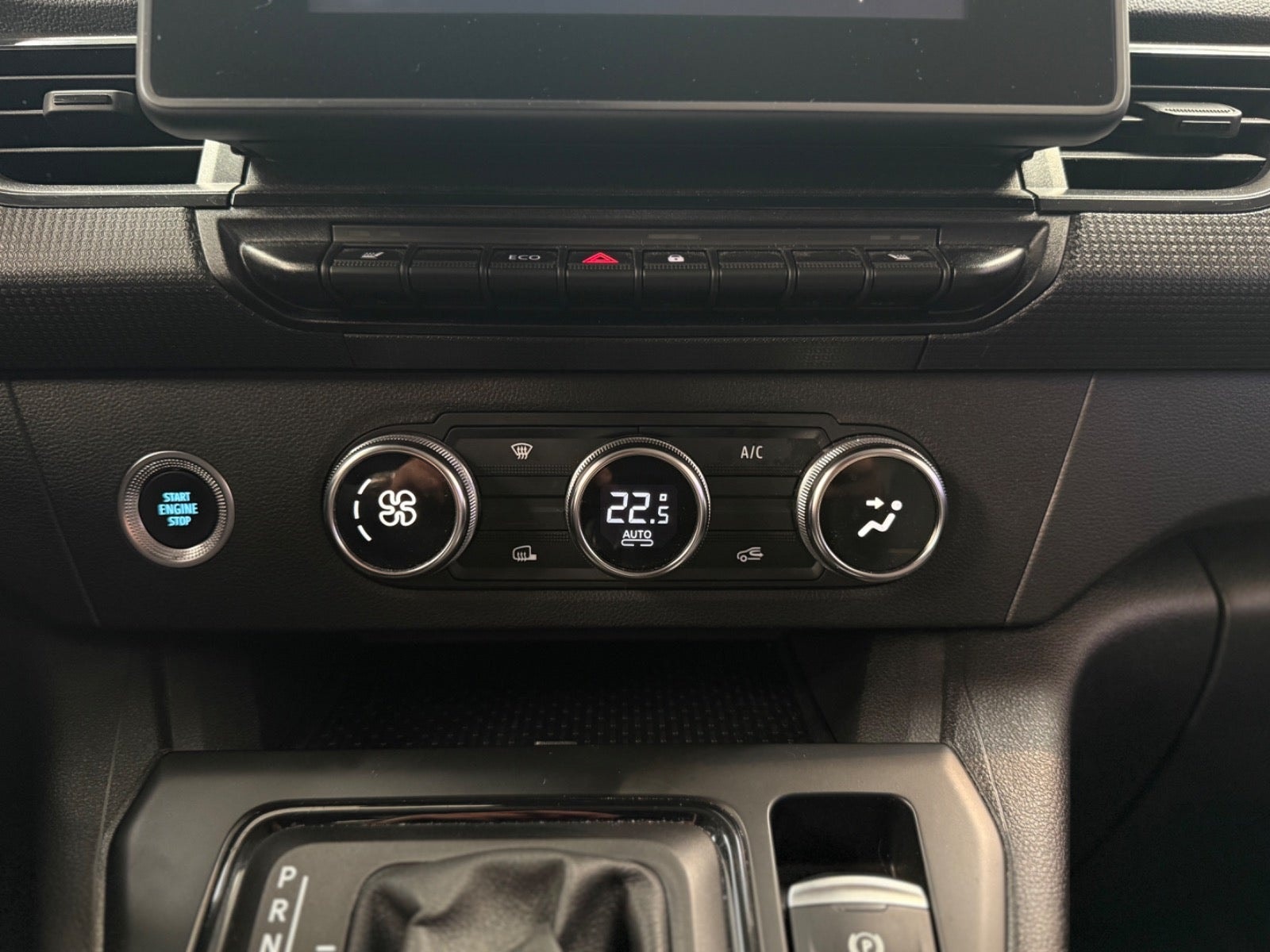 Renault Kangoo E-Tech, 122hk, 2024