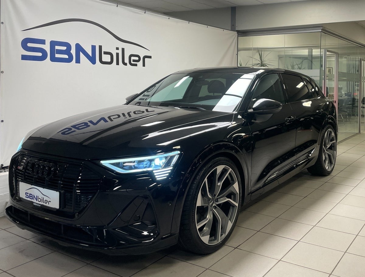 Audi e-tron 50 quattro, 313hp, 2021