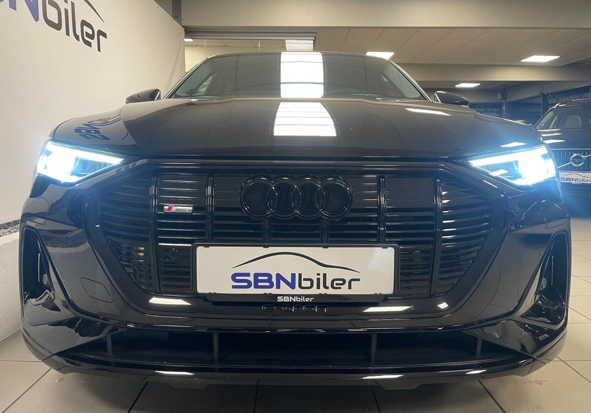Audi e-tron 50 quattro, 313hp, 2021