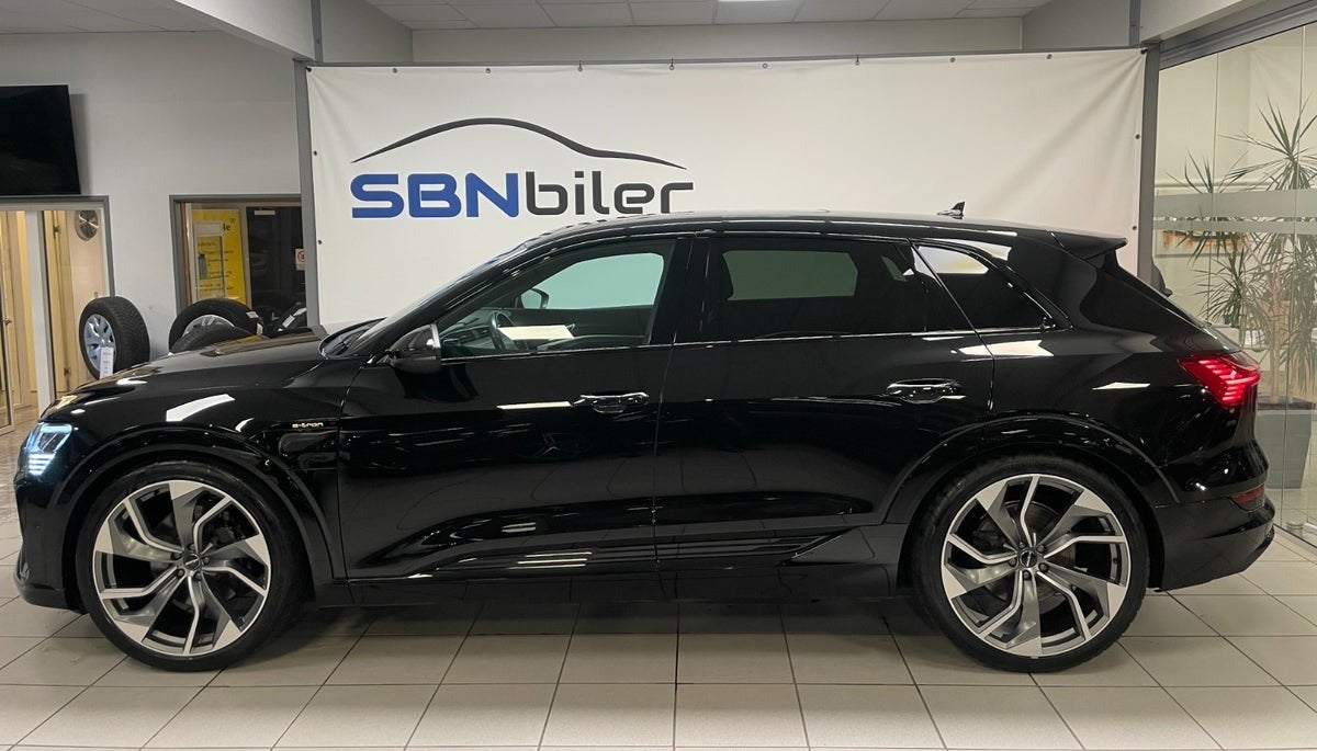 Audi e-tron 50 quattro, 313hp, 2021