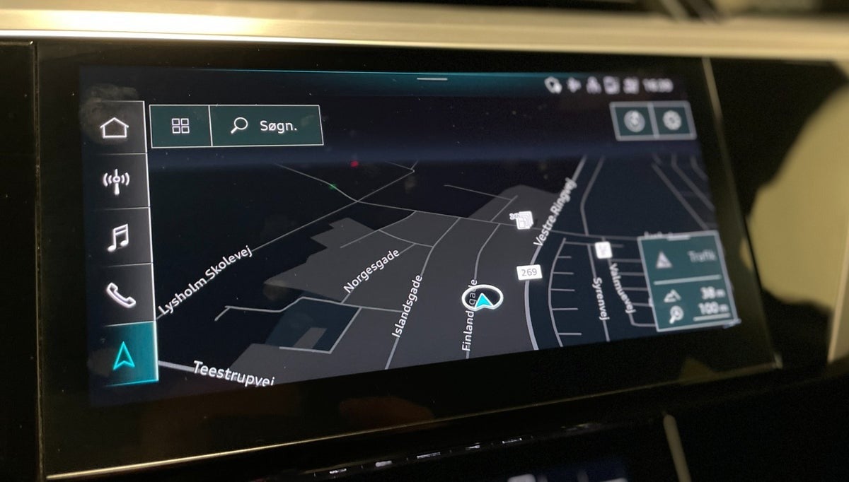Audi e-tron 50 quattro, 313hp, 2021