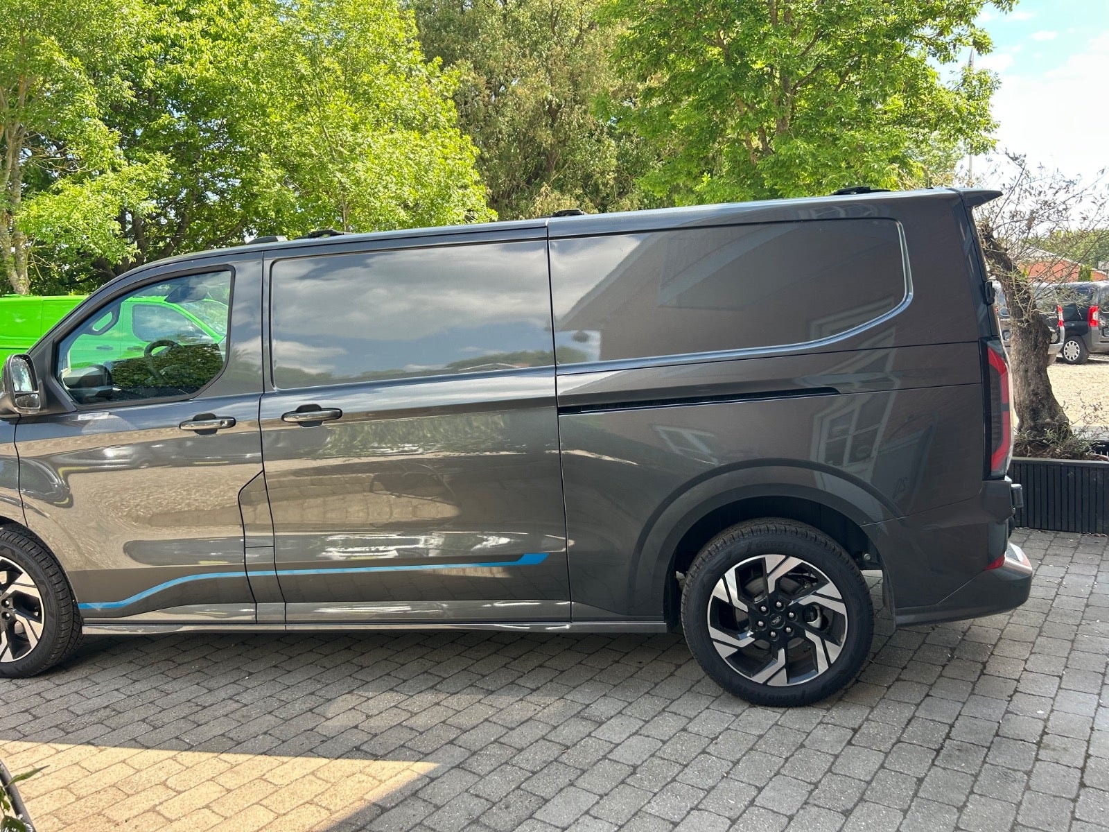 Ford Transit Custom 320 2.0 EcoBlue SelectShift, 170hk, 2026
