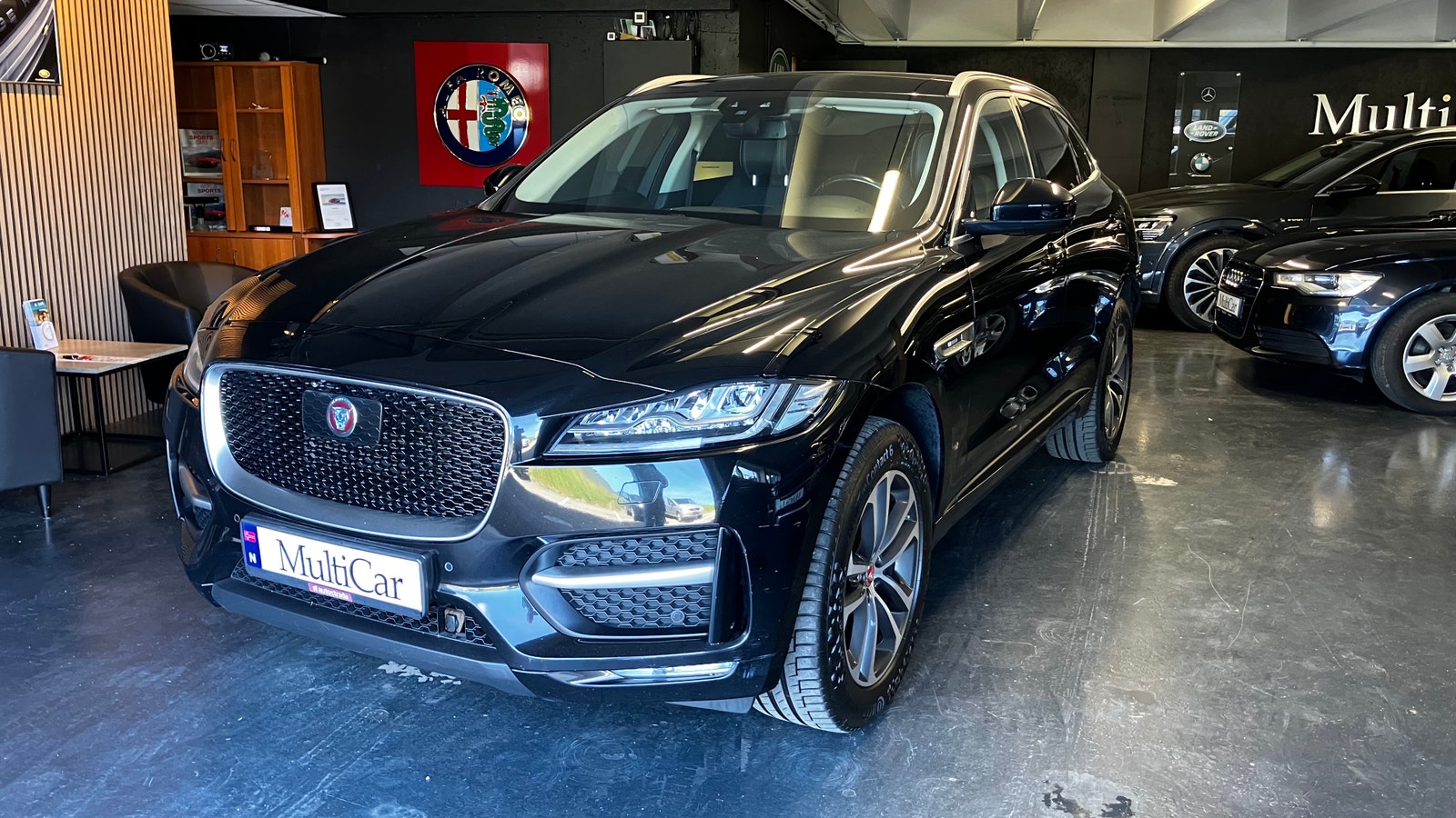 Jaguar F-Pace 20d AWD Automatic, 180hp, 2017