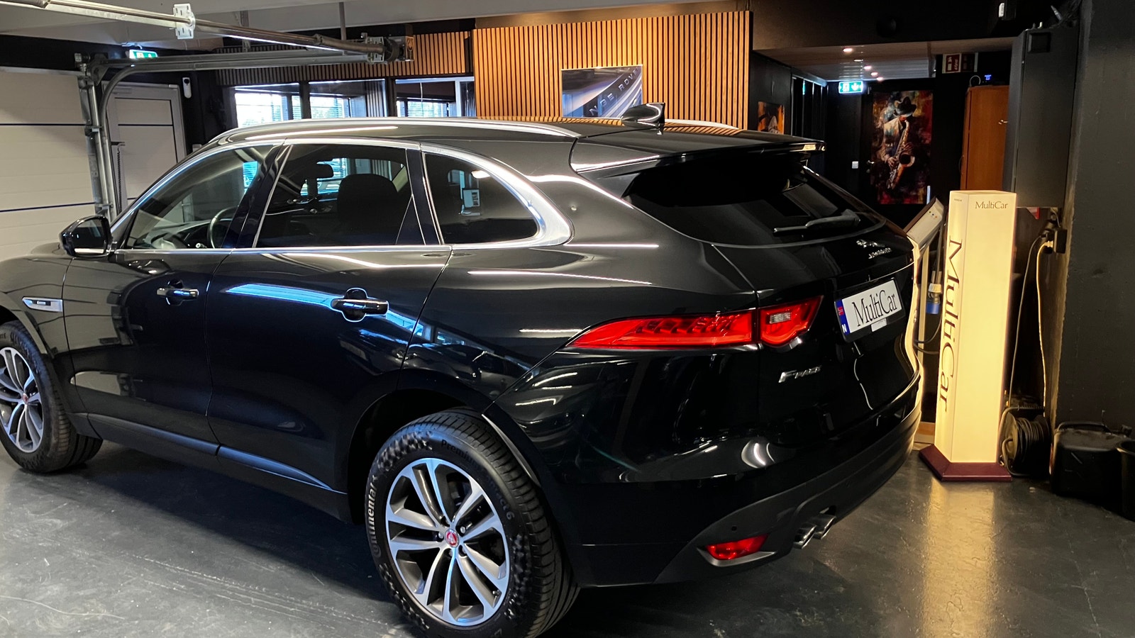 Jaguar F-Pace 20d AWD Automatic, 180hp, 2017