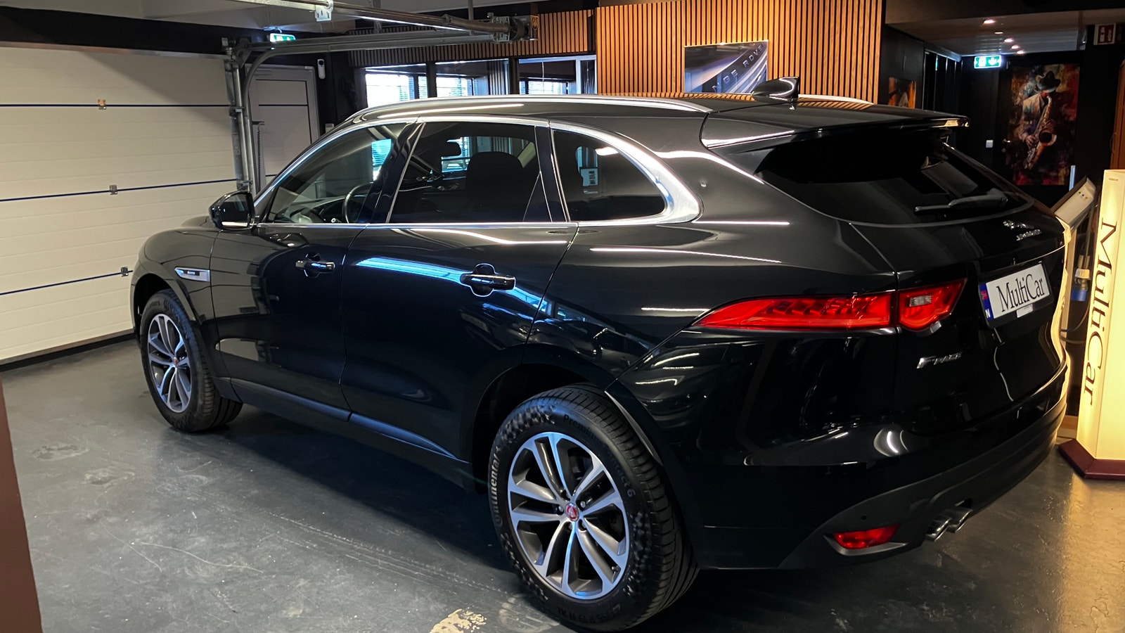 Jaguar F-Pace 20d AWD Automatic, 180hp, 2017